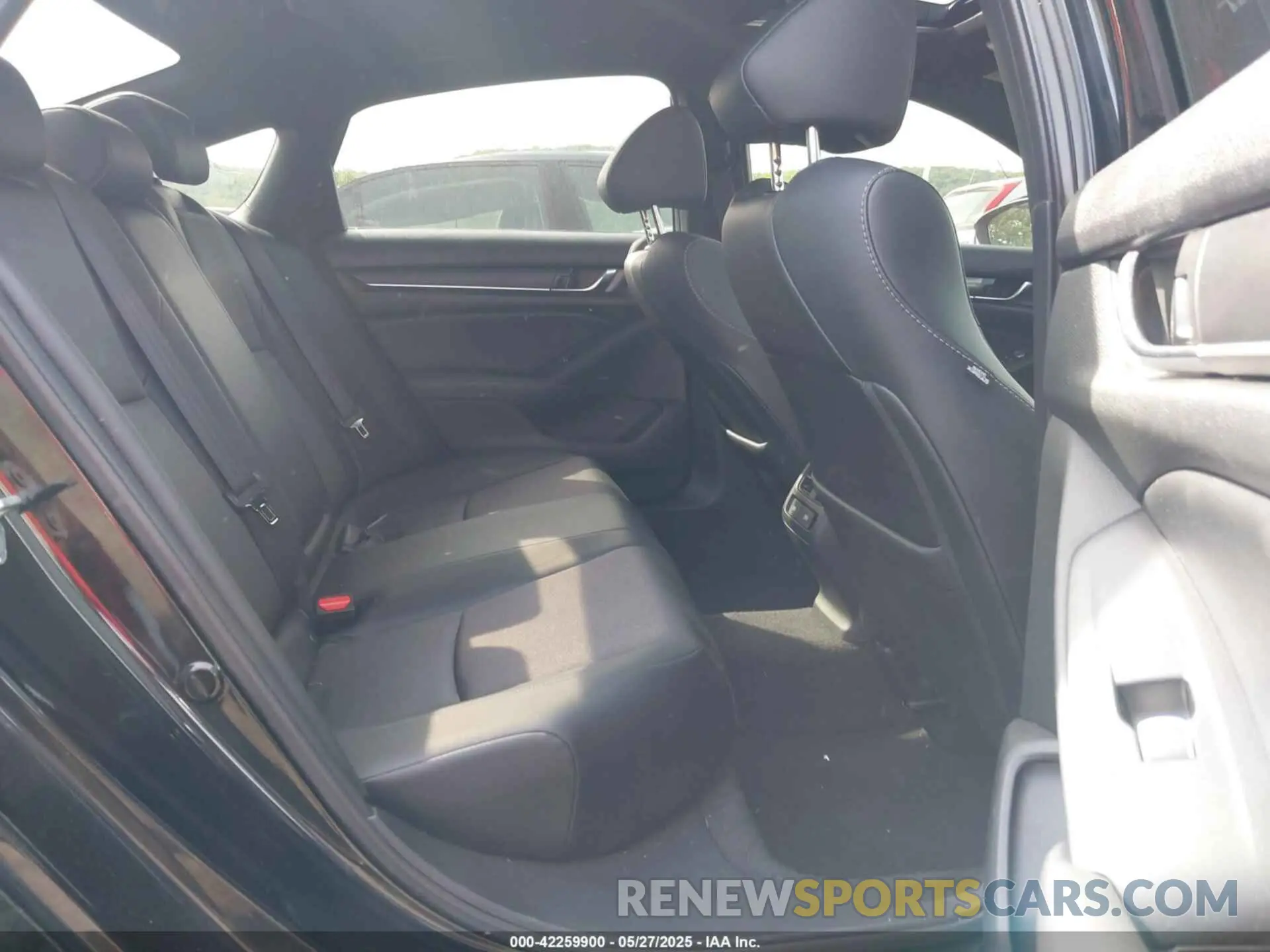 8 Photograph of a damaged car 1HGCV2F31MA012509 HONDA ACCORD 2021
