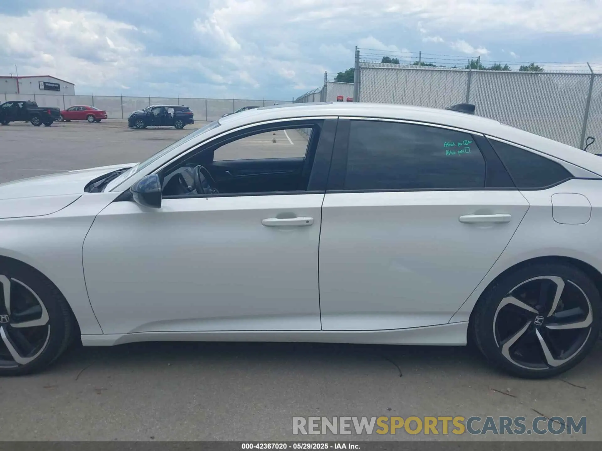 15 Photograph of a damaged car 1HGCV2F35MA005482 HONDA ACCORD 2021