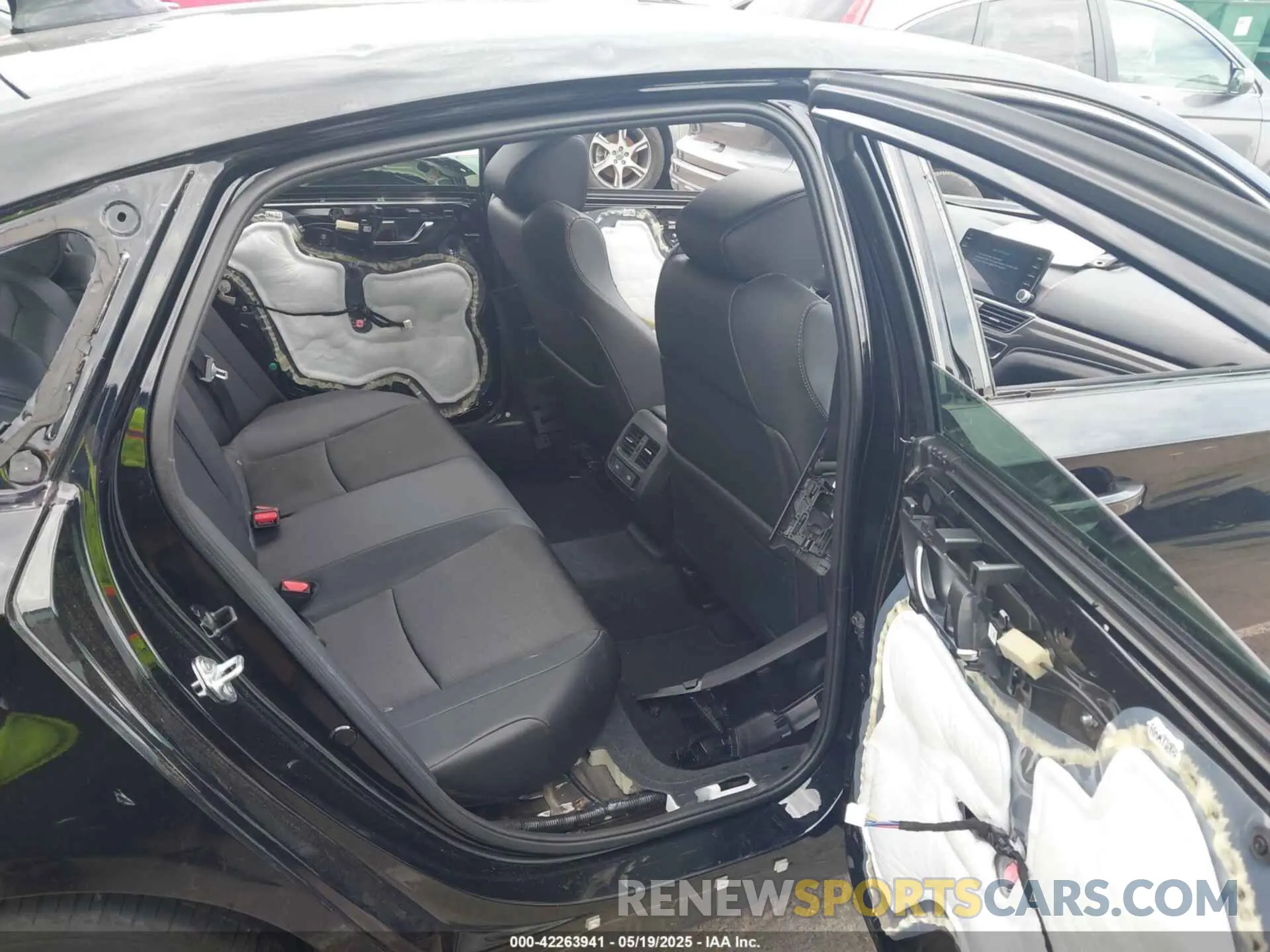 8 Photograph of a damaged car 1HGCV2F37MA023305 HONDA ACCORD 2021