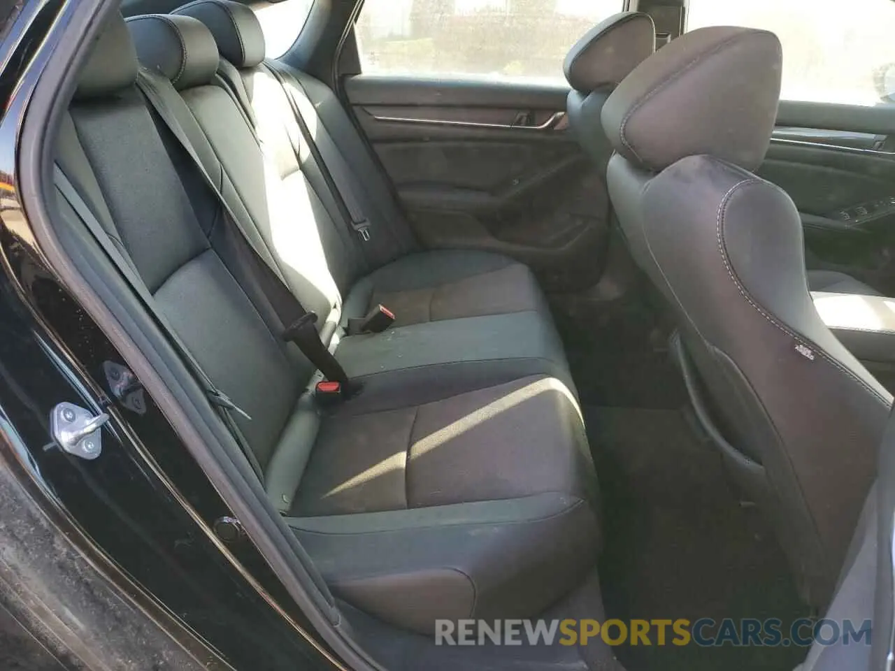 10 Photograph of a damaged car 1HGCV2F38MA004889 HONDA ACCORD 2021