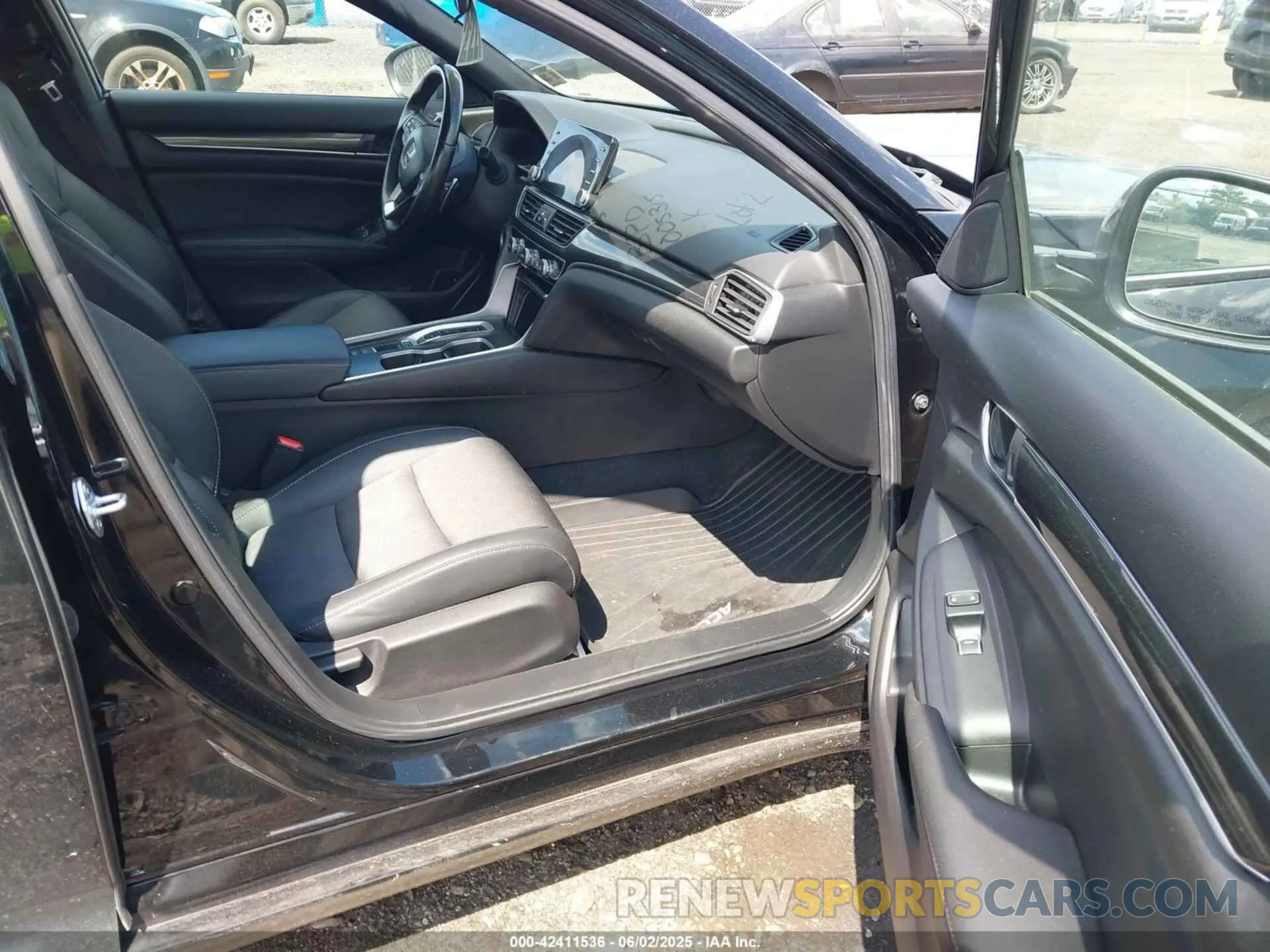 5 Photograph of a damaged car 1HGCV2F38MA005315 HONDA ACCORD 2021