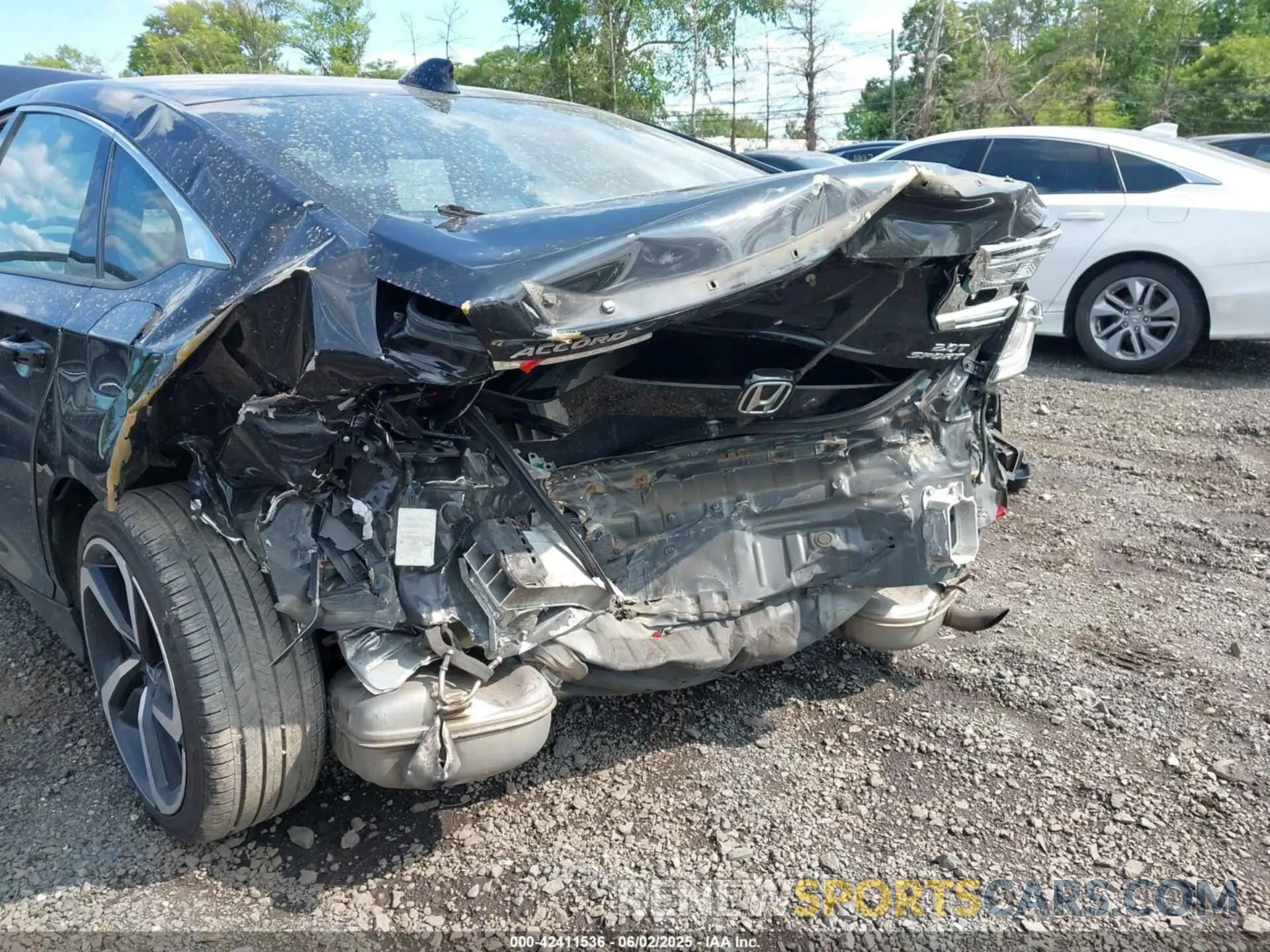 6 Photograph of a damaged car 1HGCV2F38MA005315 HONDA ACCORD 2021