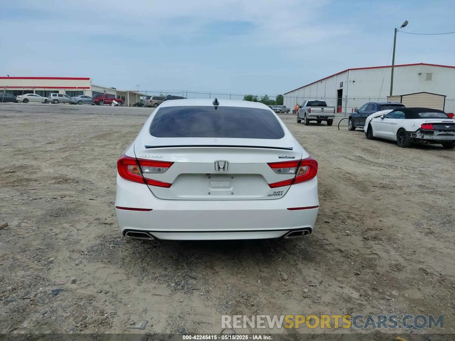 17 Photograph of a damaged car 1HGCV2F38MA011695 HONDA ACCORD 2021