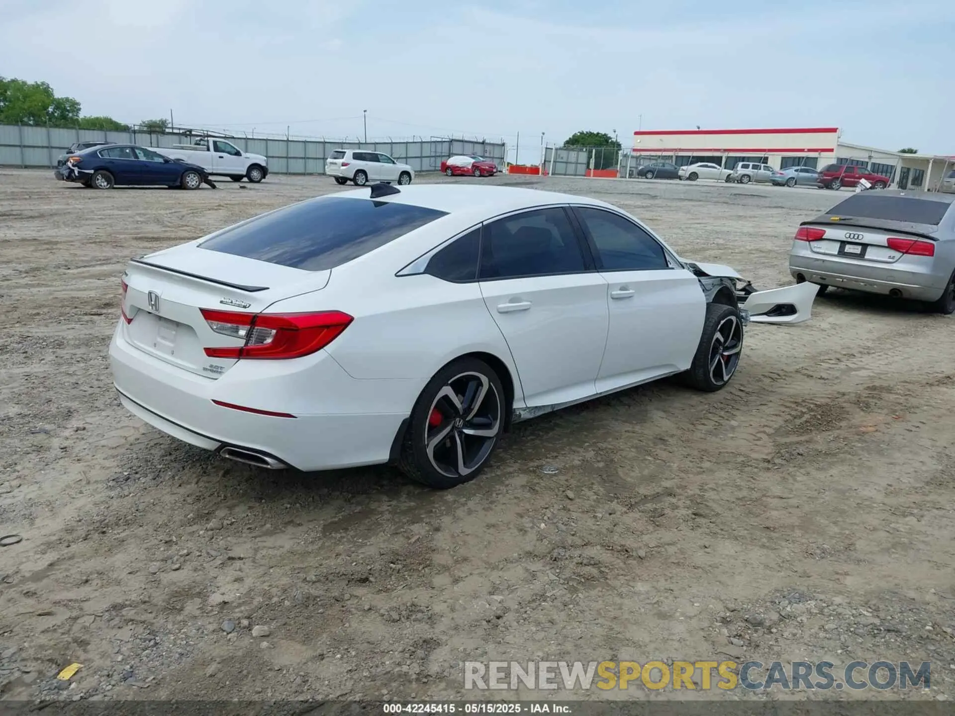 4 Photograph of a damaged car 1HGCV2F38MA011695 HONDA ACCORD 2021
