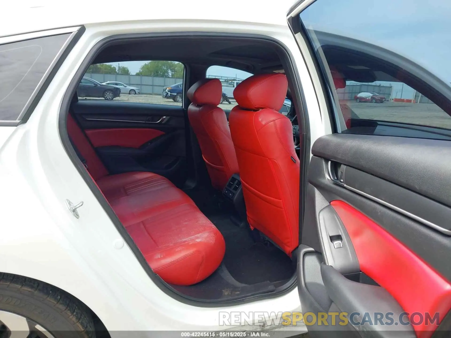 8 Photograph of a damaged car 1HGCV2F38MA011695 HONDA ACCORD 2021