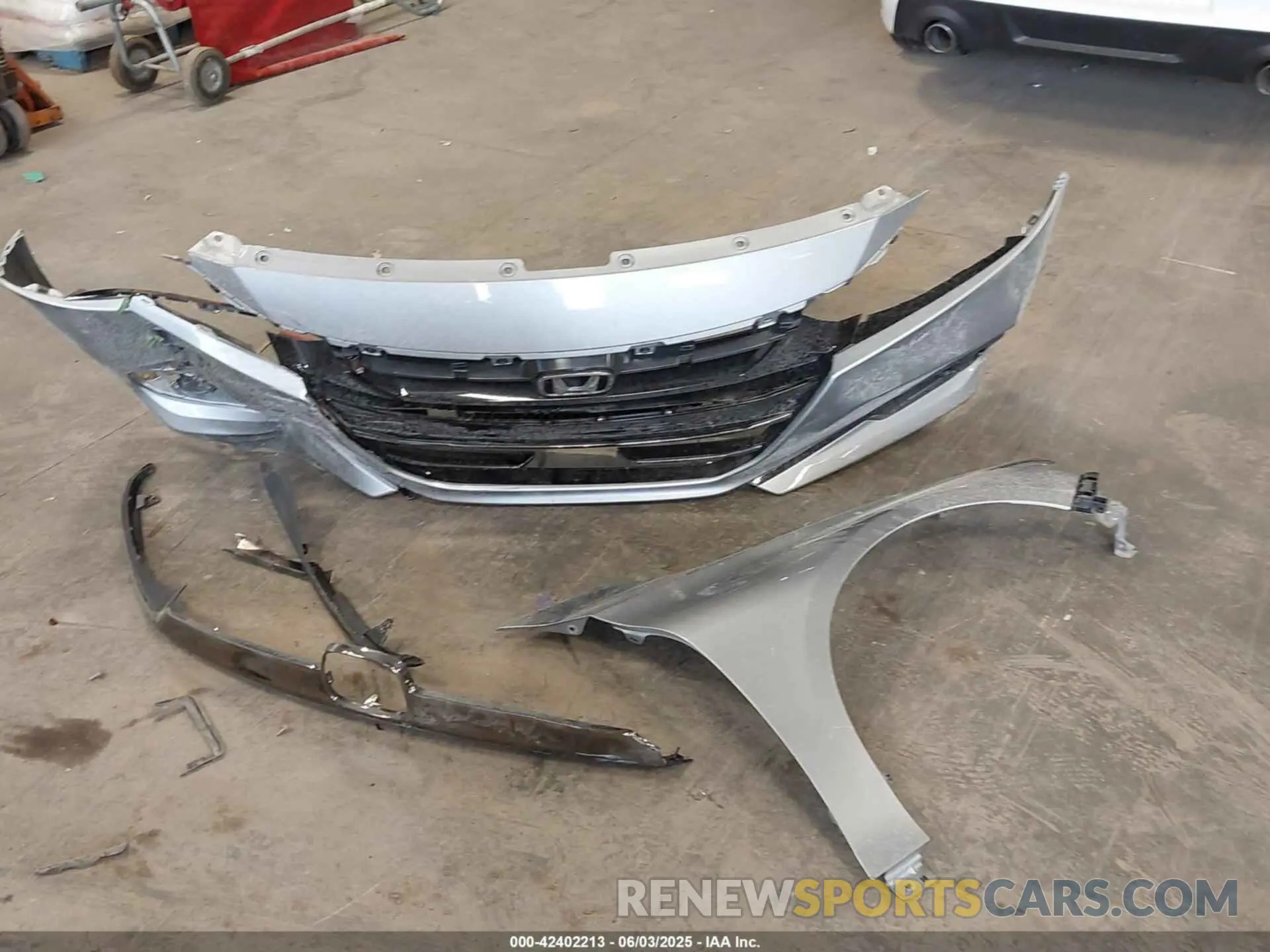 12 Photograph of a damaged car 1HGCV2F38MA015147 HONDA ACCORD 2021