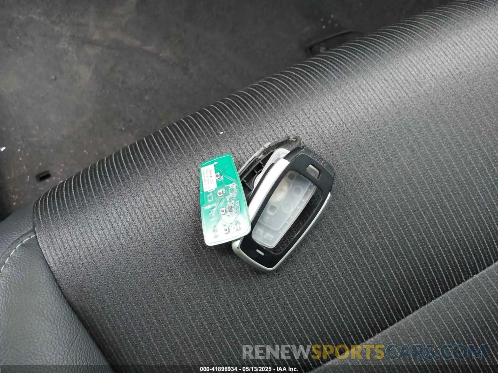 11 Photograph of a damaged car 1HGCV2F38MA018937 HONDA ACCORD 2021
