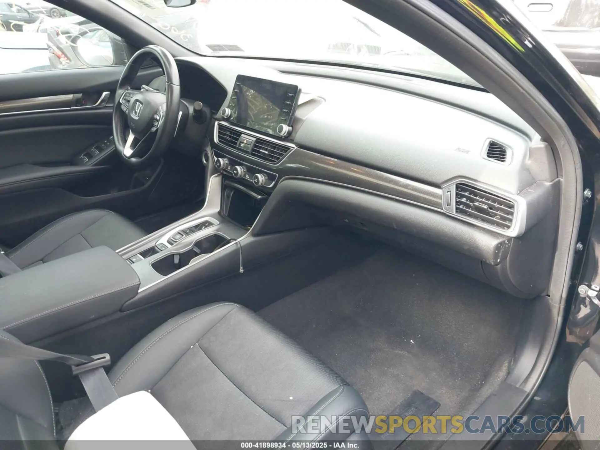 5 Photograph of a damaged car 1HGCV2F38MA018937 HONDA ACCORD 2021