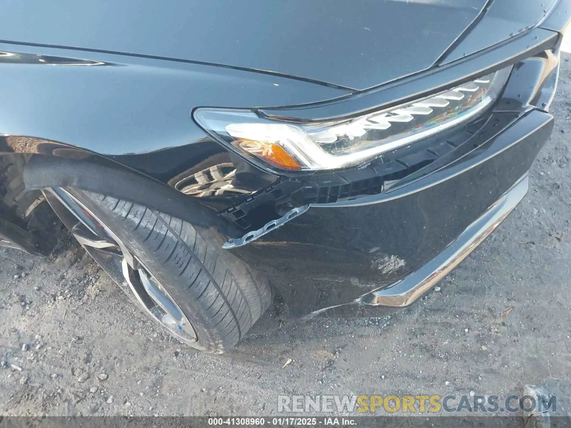 17 Photograph of a damaged car 1HGCV2F38MA020378 HONDA ACCORD 2021