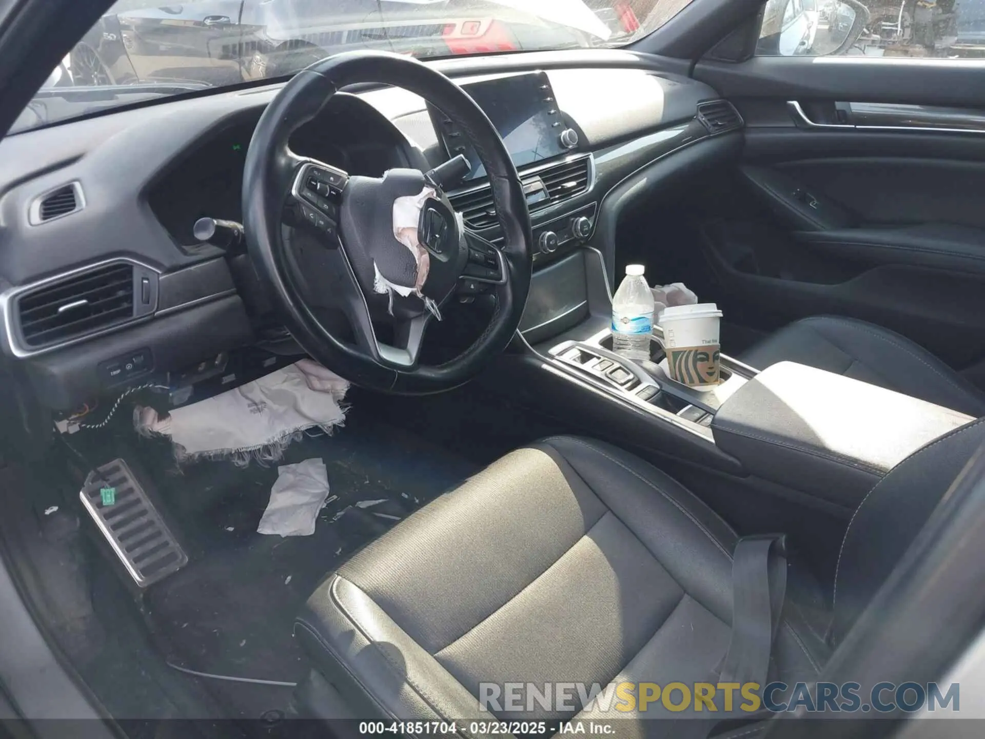 18 Photograph of a damaged car 1HGCV2F39MA006909 HONDA ACCORD 2021