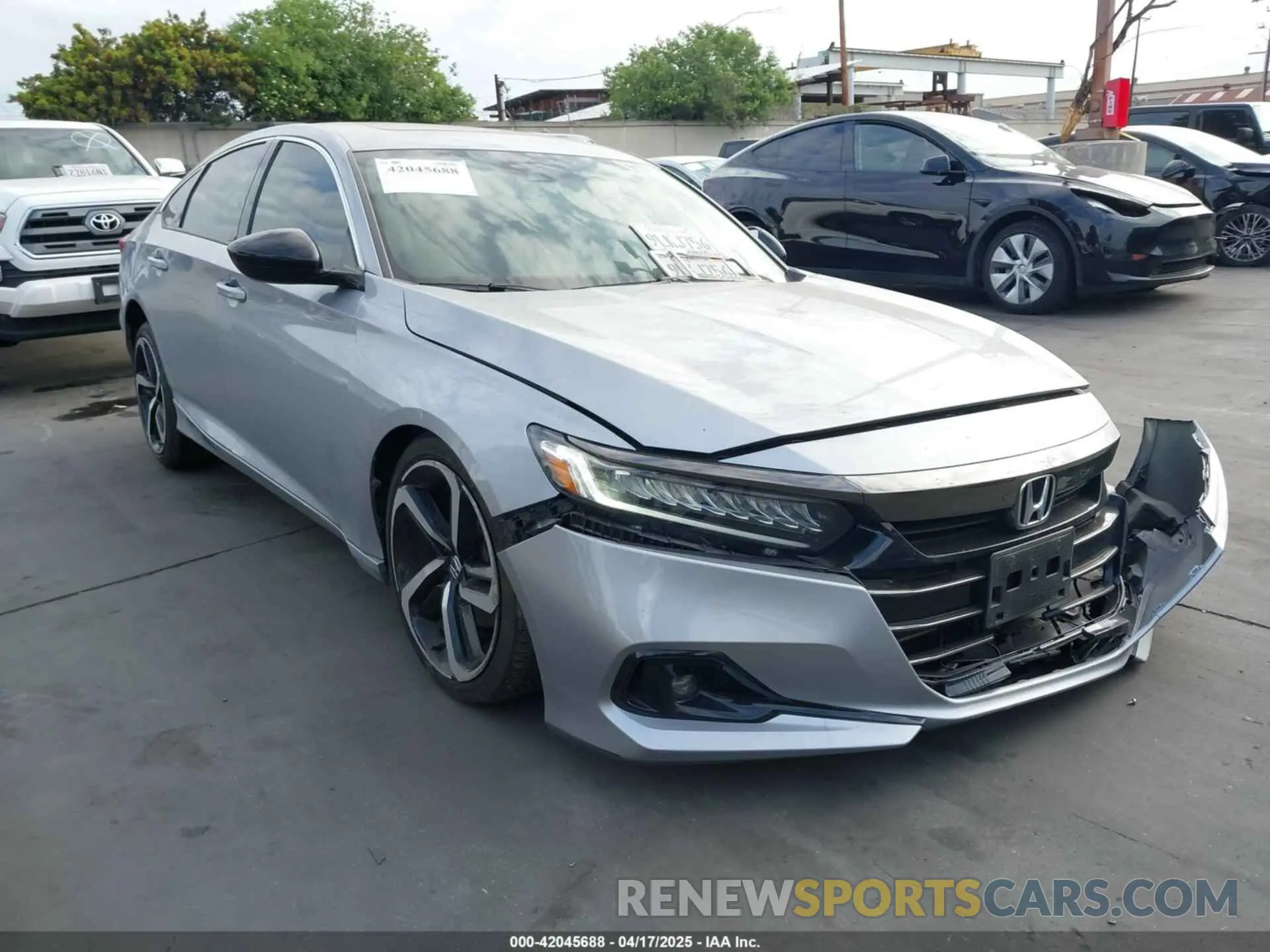 1 Photograph of a damaged car 1HGCV2F39MA016596 HONDA ACCORD 2021