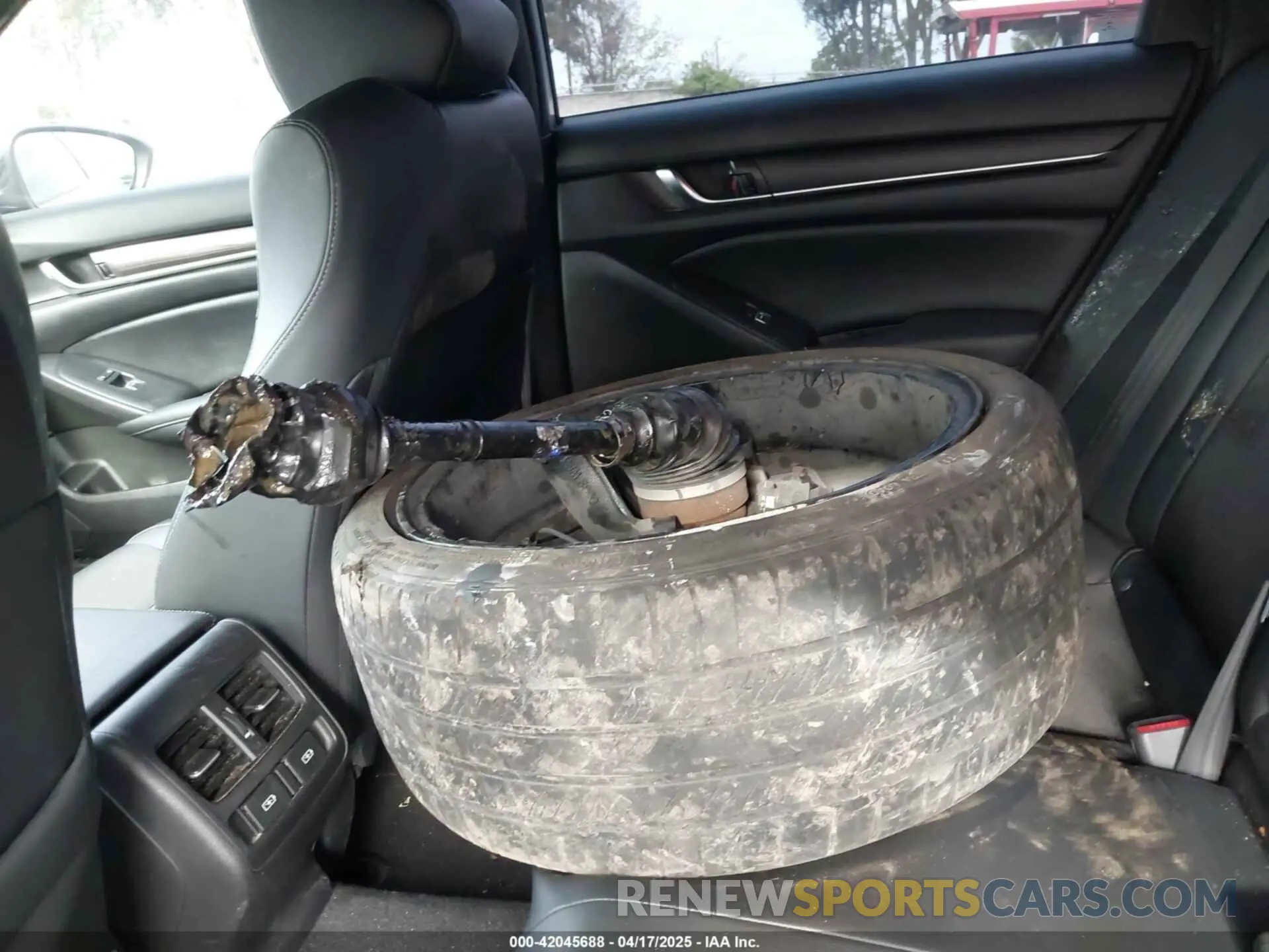 12 Photograph of a damaged car 1HGCV2F39MA016596 HONDA ACCORD 2021