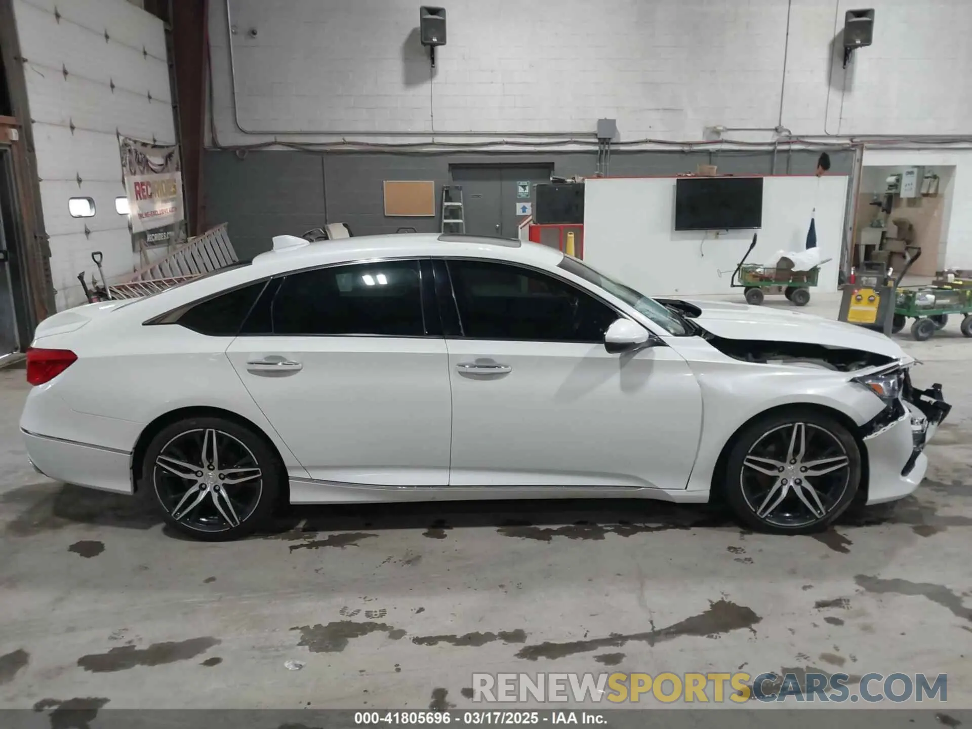 13 Photograph of a damaged car 1HGCV2F90MA003272 HONDA ACCORD 2021