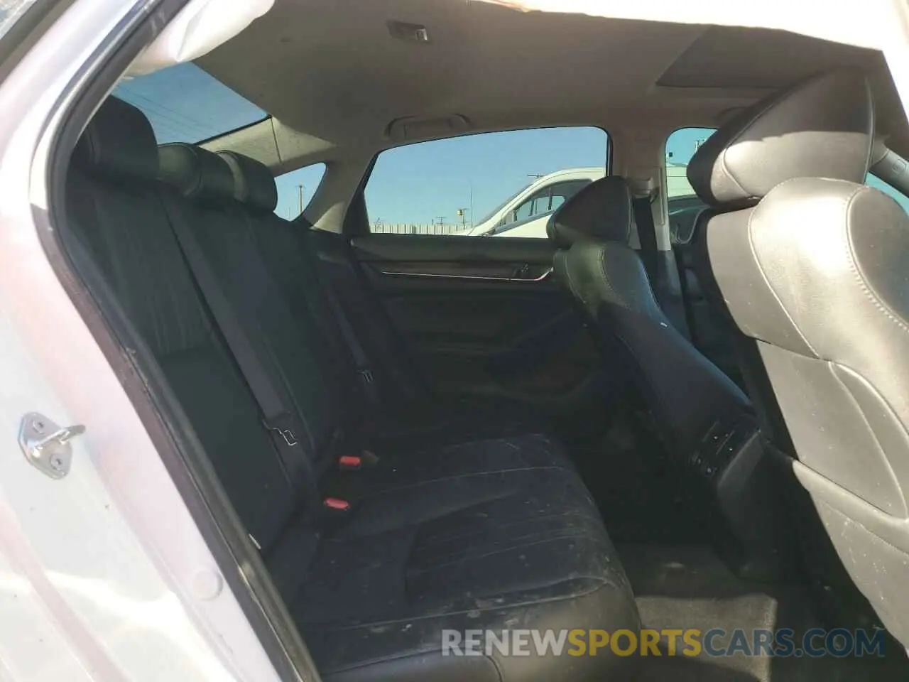 10 Photograph of a damaged car 1HGCV2F91MA016418 HONDA ACCORD 2021