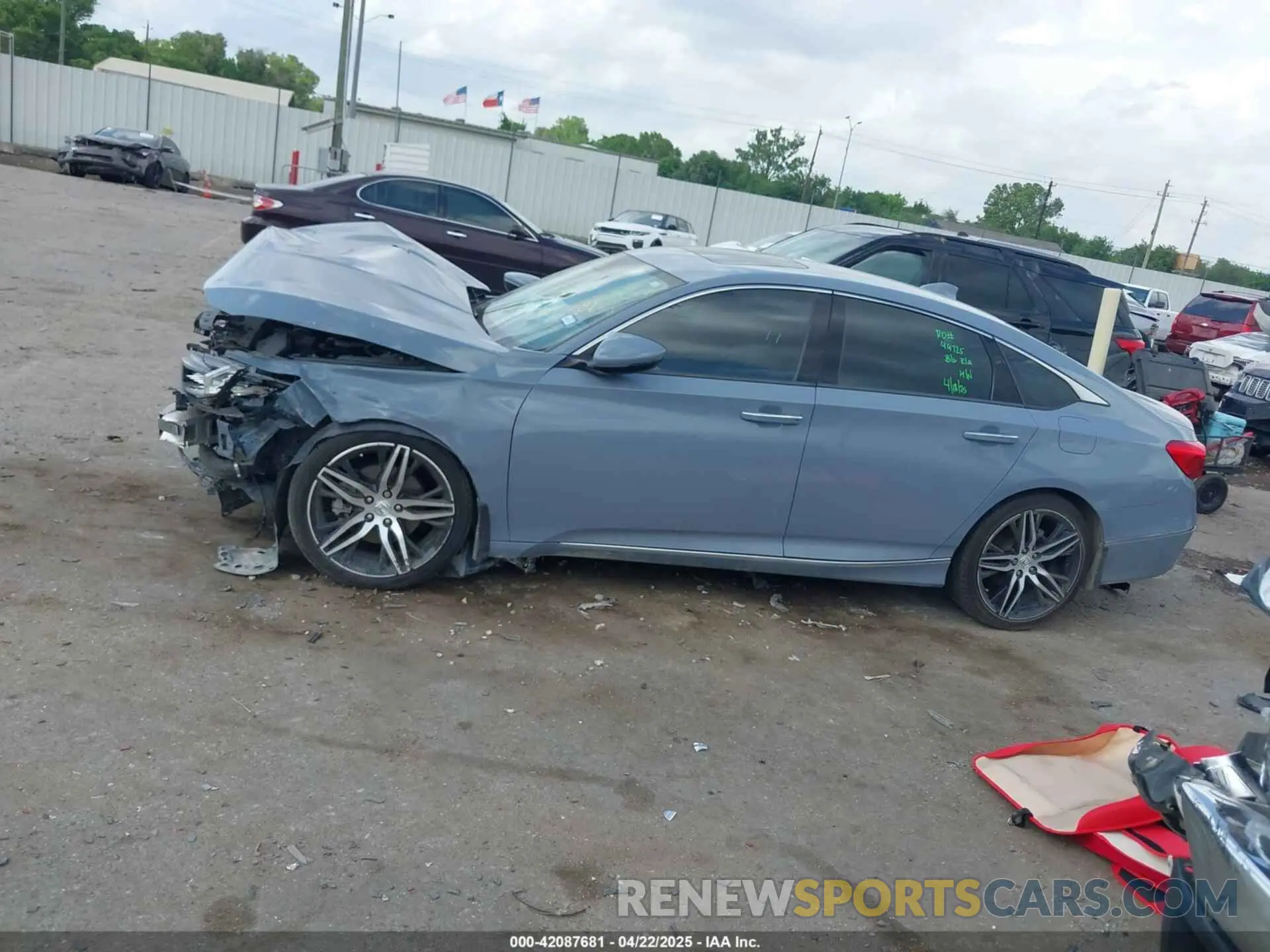 13 Photograph of a damaged car 1HGCV2F92MA012409 HONDA ACCORD 2021