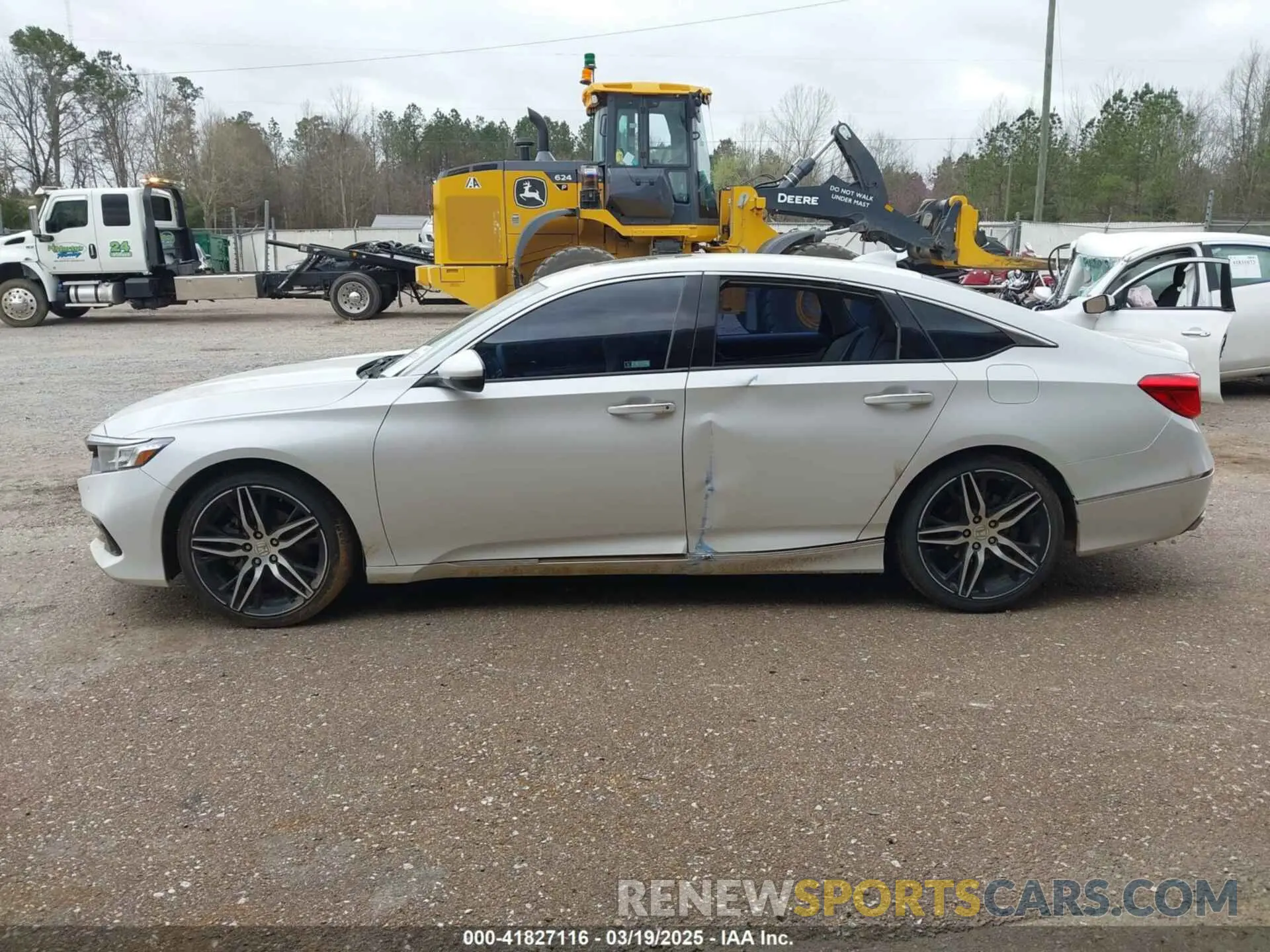 14 Photograph of a damaged car 1HGCV2F92MA020218 HONDA ACCORD 2021