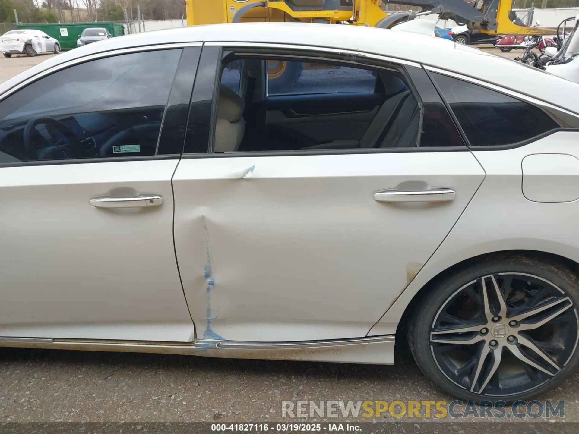 17 Photograph of a damaged car 1HGCV2F92MA020218 HONDA ACCORD 2021