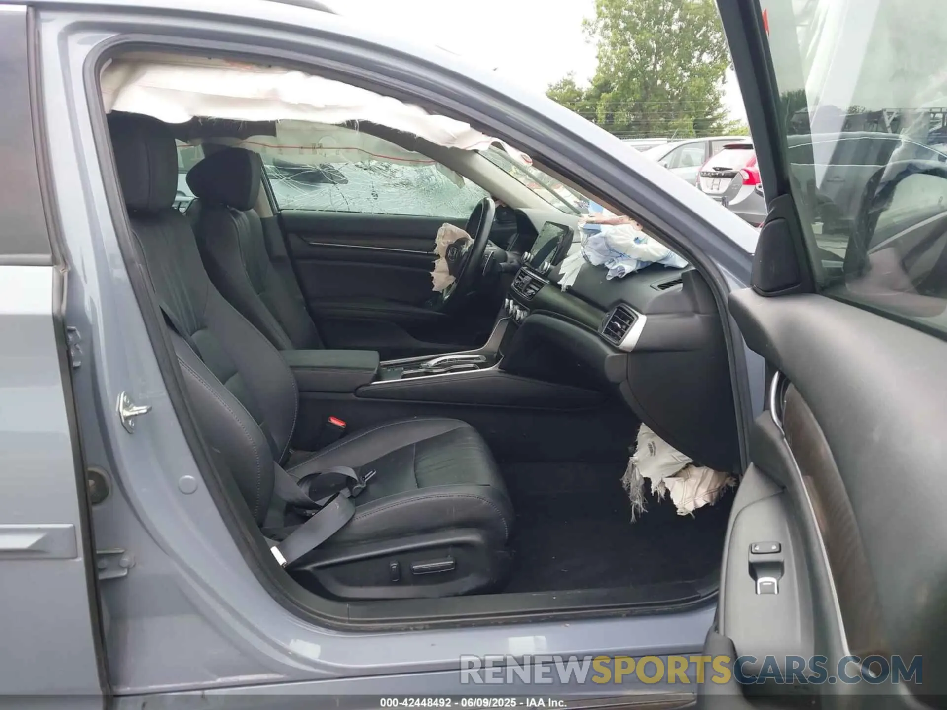5 Photograph of a damaged car 1HGCV2F94MA001265 HONDA ACCORD 2021