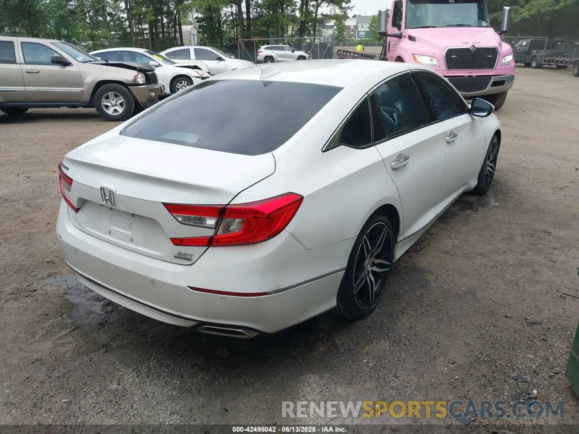 4 Photograph of a damaged car 1HGCV2F96MA018262 HONDA ACCORD 2021