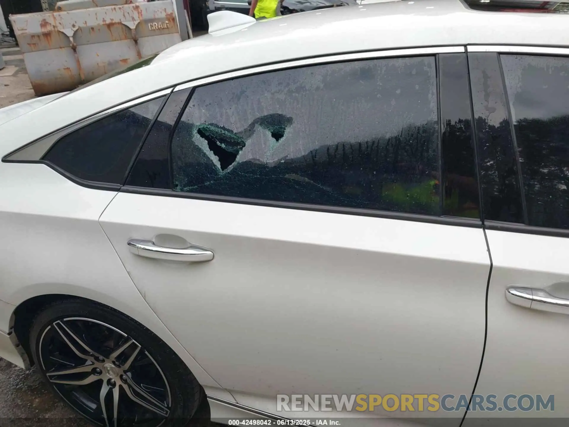 6 Photograph of a damaged car 1HGCV2F96MA018262 HONDA ACCORD 2021