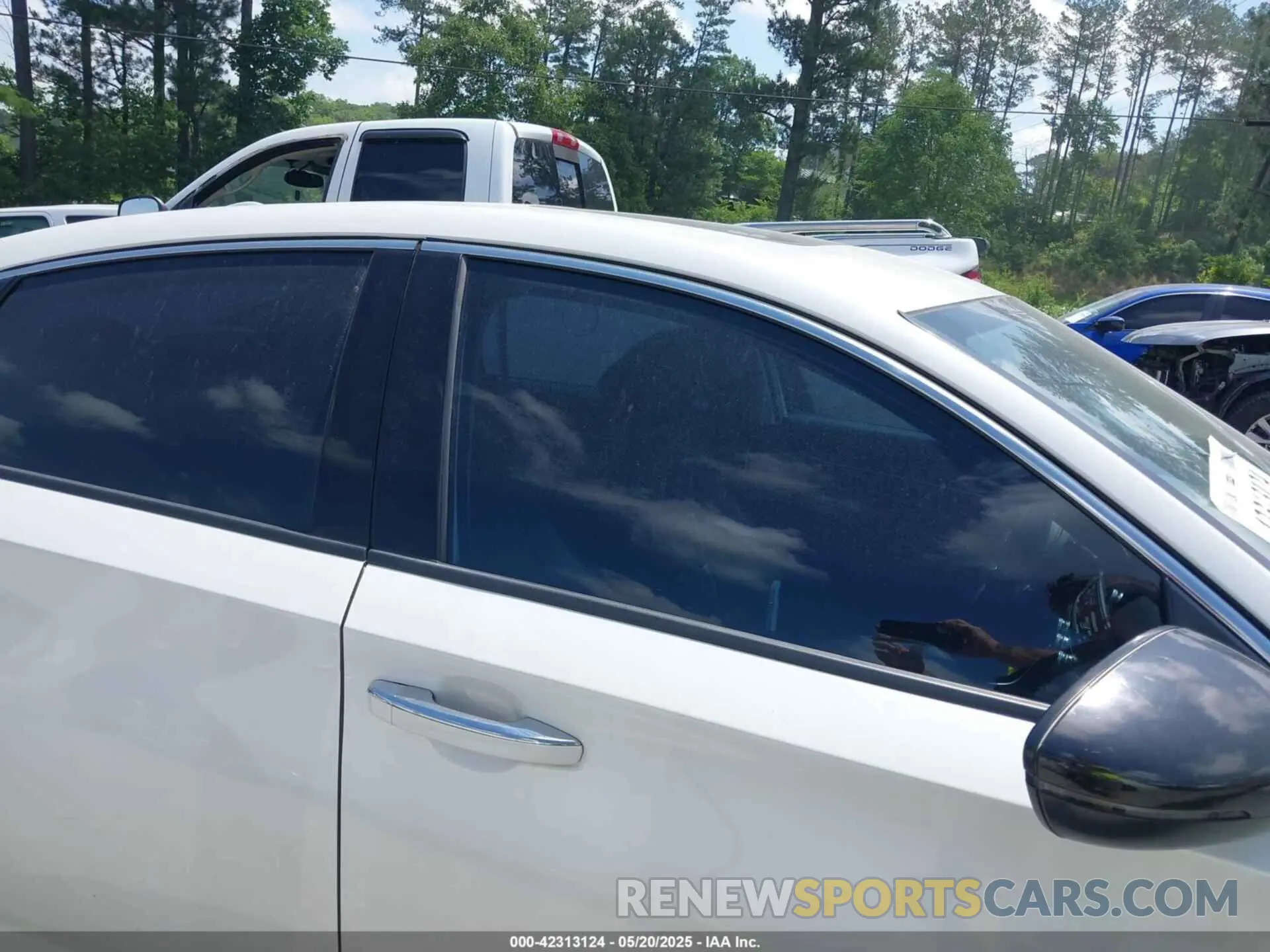13 Photograph of a damaged car 1HGCV2F98MA015203 HONDA ACCORD 2021