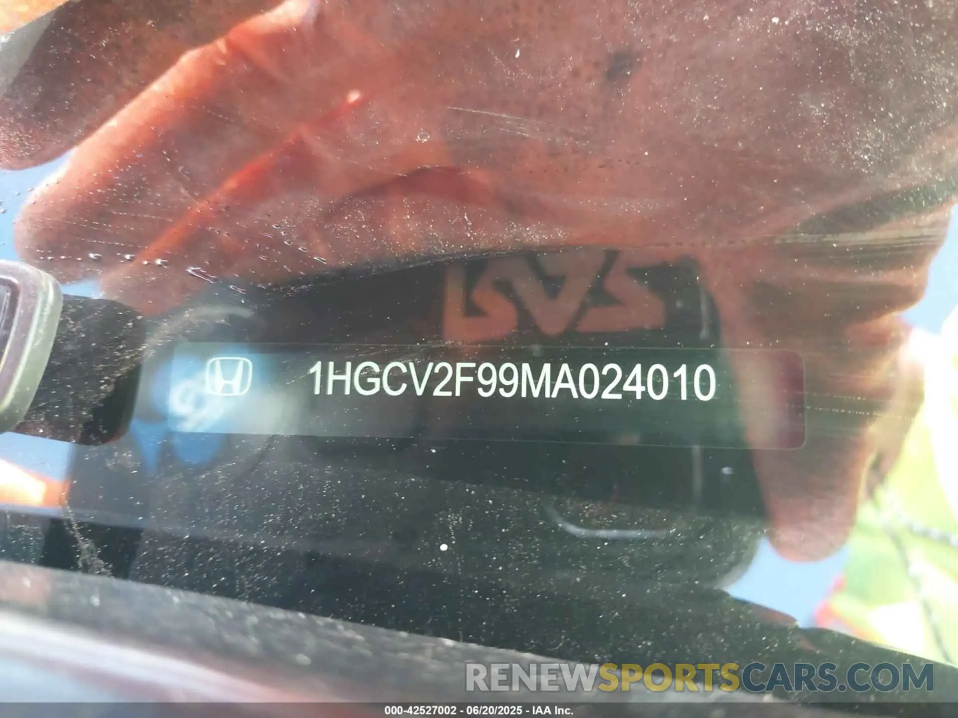 17 Photograph of a damaged car 1HGCV2F99MA024010 HONDA ACCORD 2021