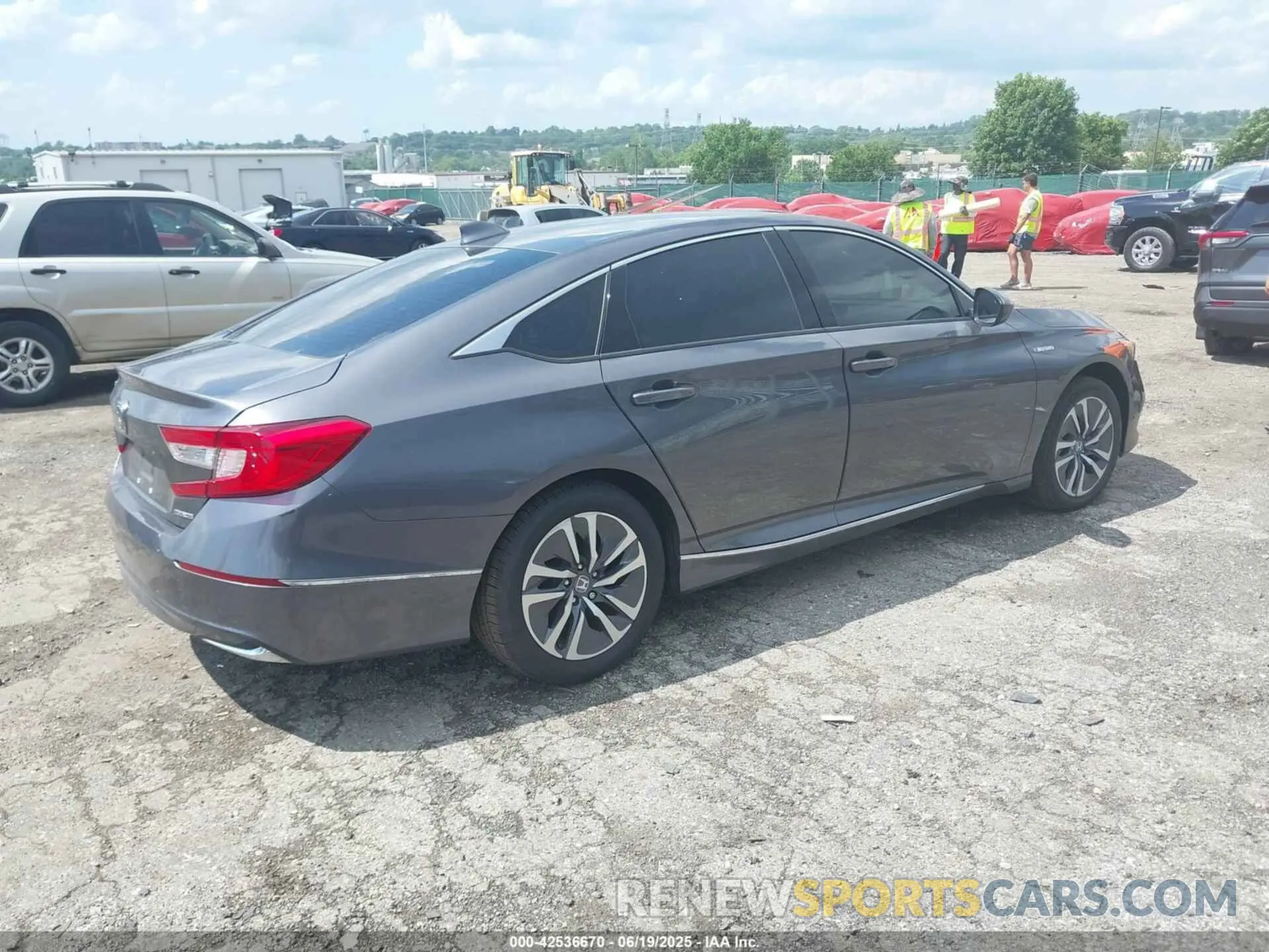 4 Photograph of a damaged car 1HGCV3F47MA002713 HONDA ACCORD 2021