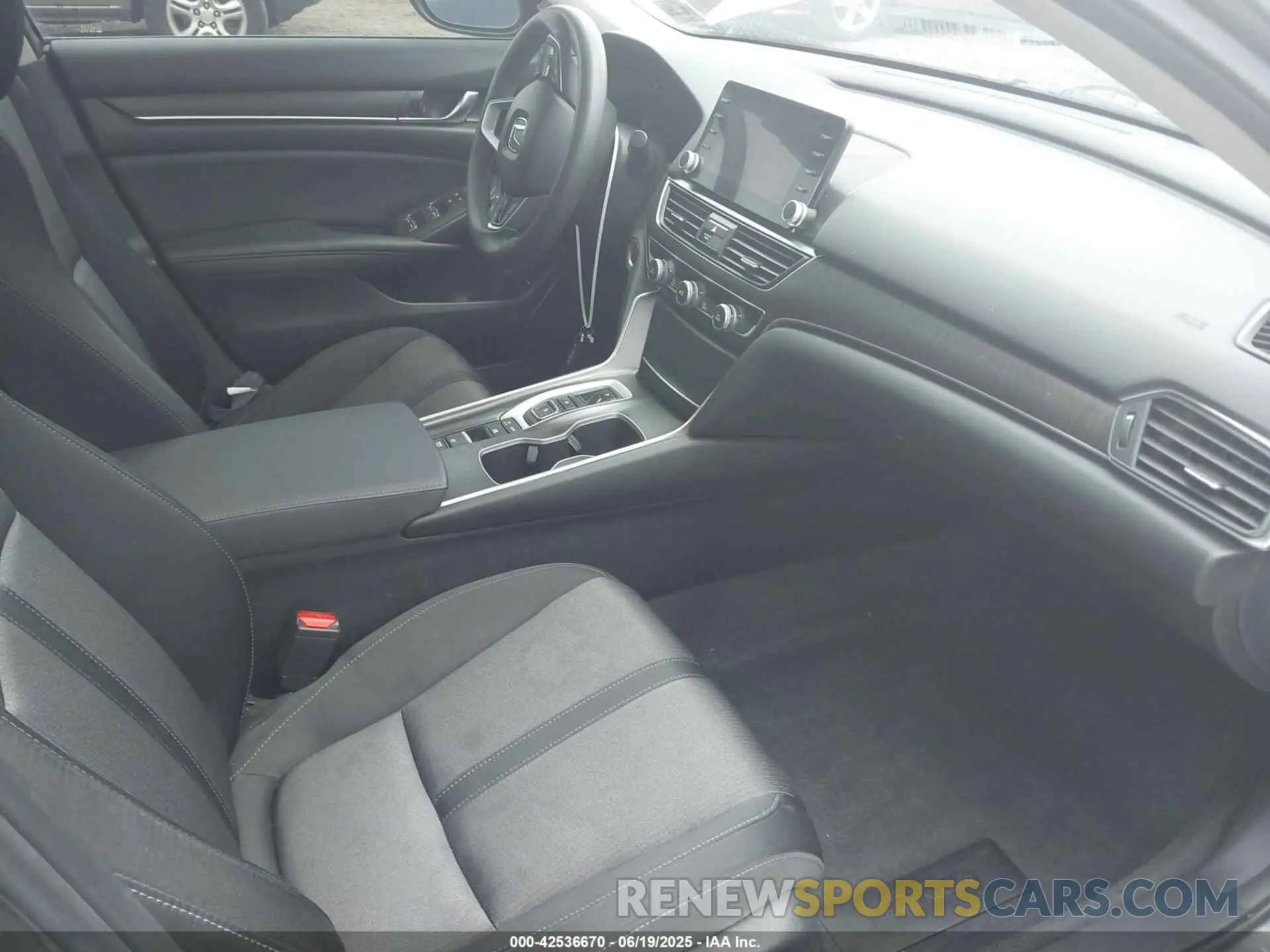 5 Photograph of a damaged car 1HGCV3F47MA002713 HONDA ACCORD 2021