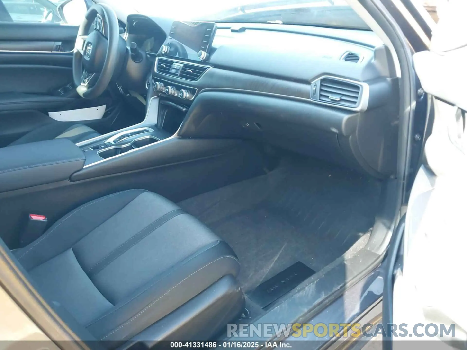 5 Photograph of a damaged car 1HGCV3F47MA012156 HONDA ACCORD 2021
