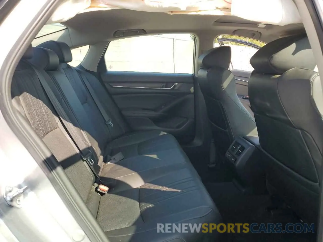 10 Photograph of a damaged car 1HGCV3F57MA019505 HONDA ACCORD 2021