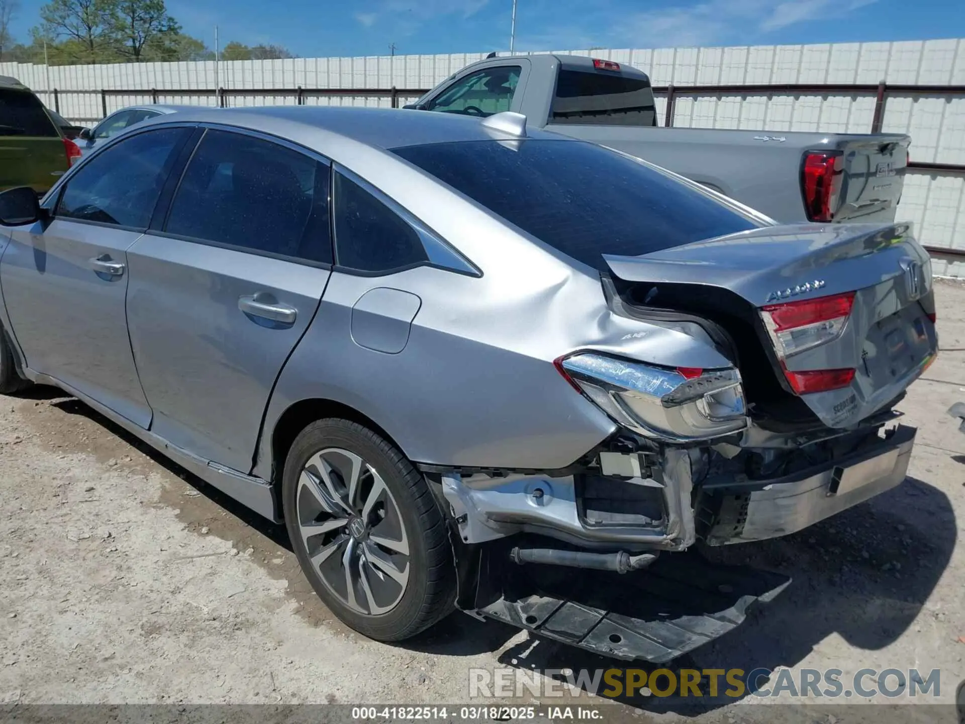 6 Photograph of a damaged car 1HGCV3F58MA013227 HONDA ACCORD 2021