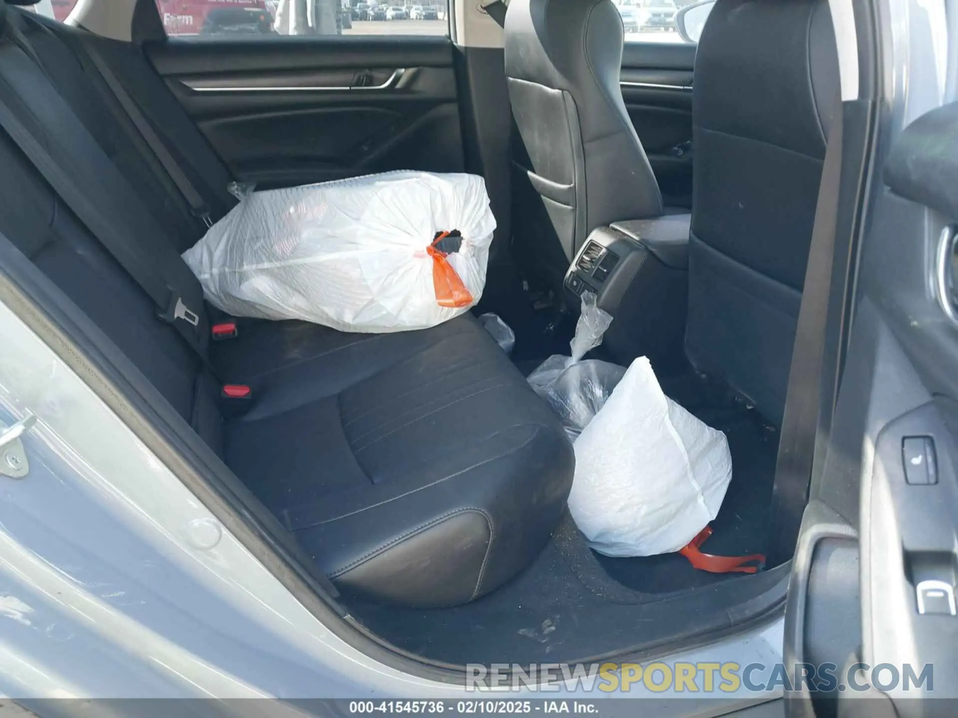 8 Photograph of a damaged car 1HGCV3F94MA014054 HONDA ACCORD 2021