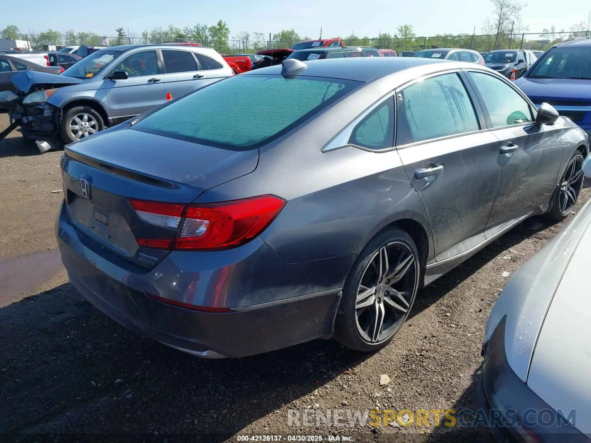 4 Photograph of a damaged car 1HGCV3F96MA018350 HONDA ACCORD 2021