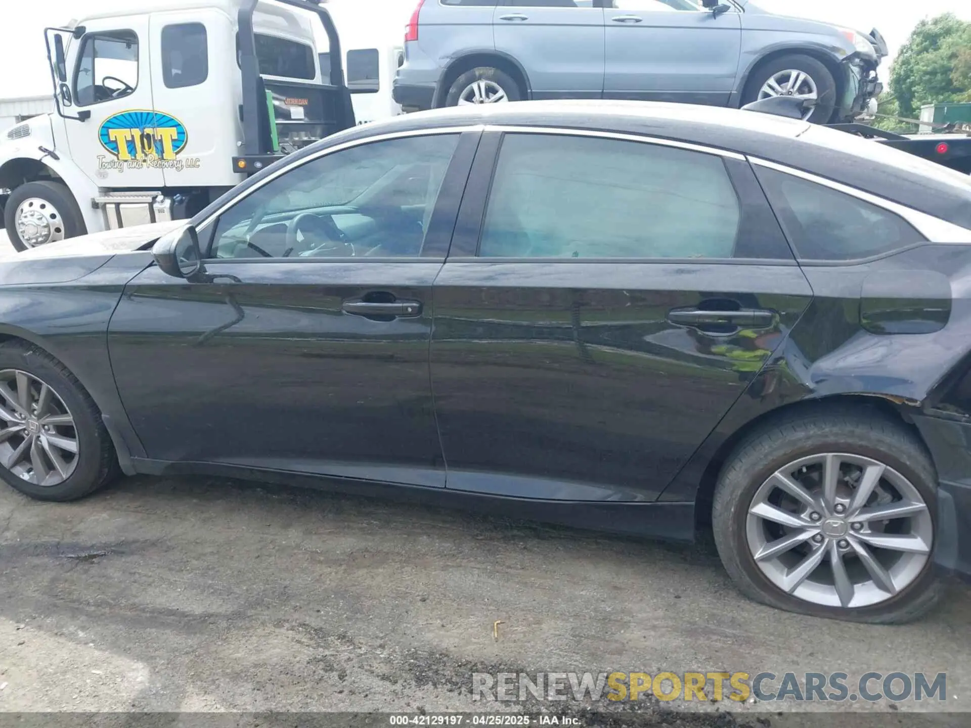 13 Photograph of a damaged car 1HGCV1F11NA069237 HONDA ACCORD 2022