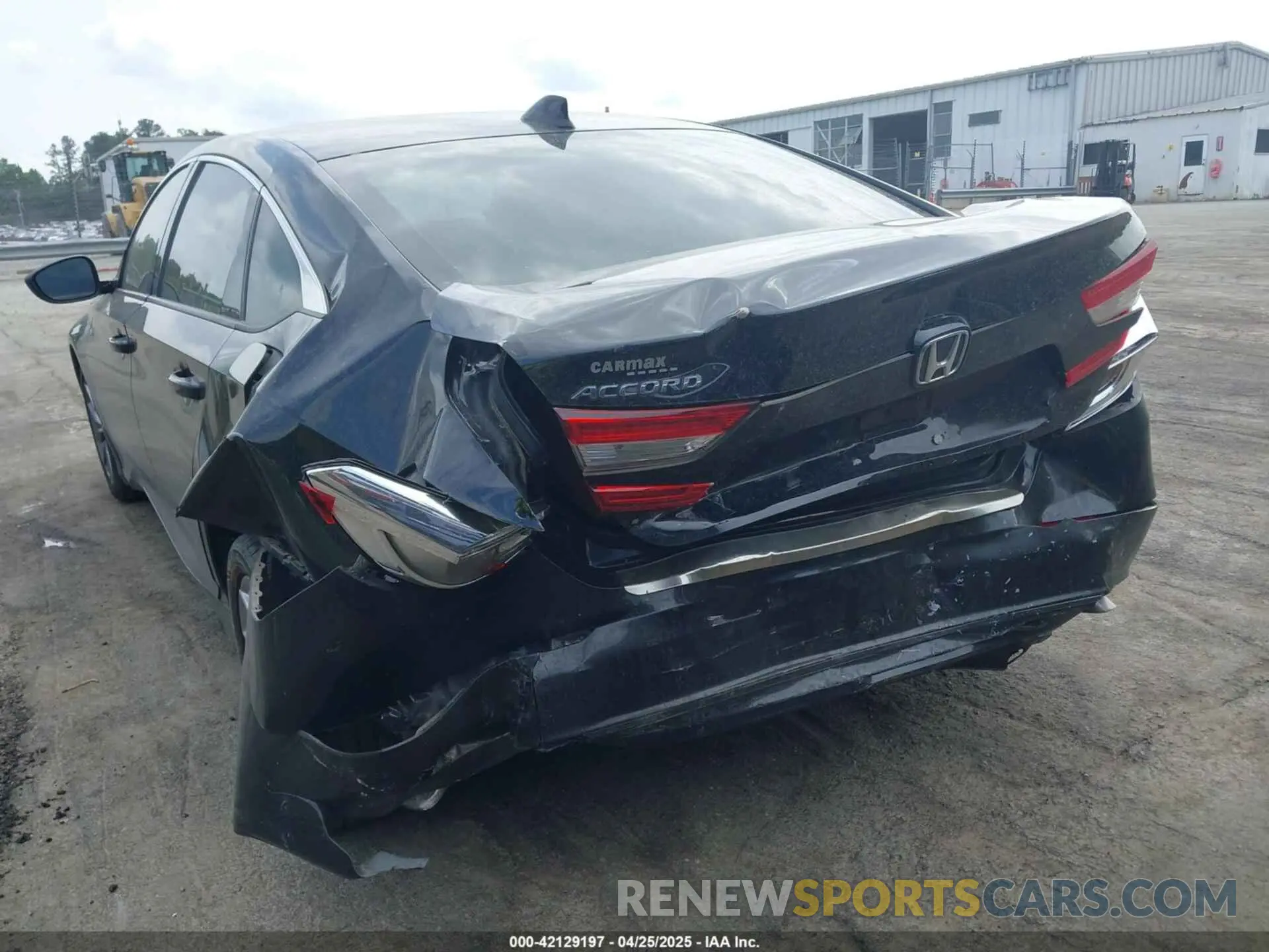6 Photograph of a damaged car 1HGCV1F11NA069237 HONDA ACCORD 2022