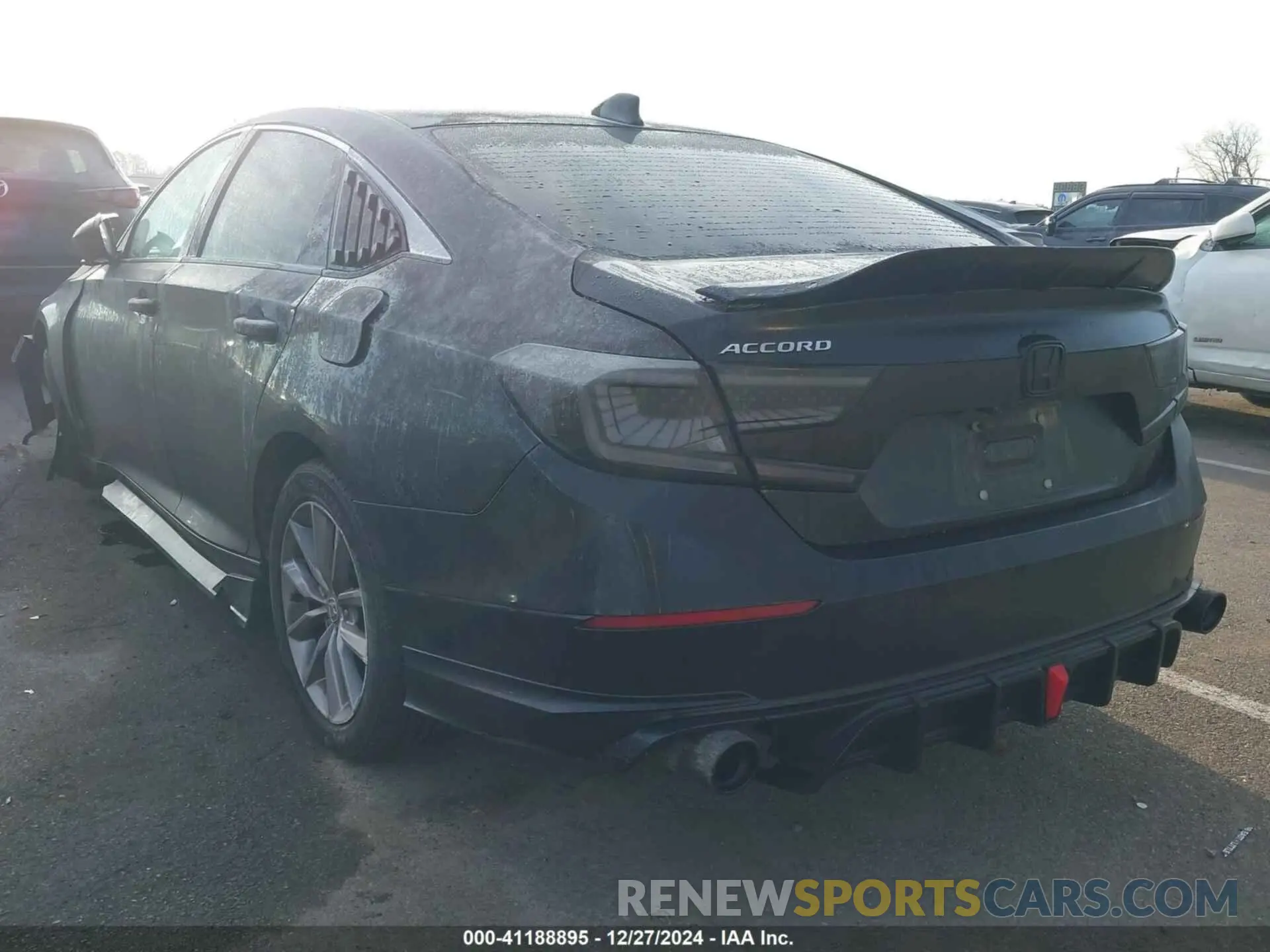 3 Photograph of a damaged car 1HGCV1F12NA008673 HONDA ACCORD 2022