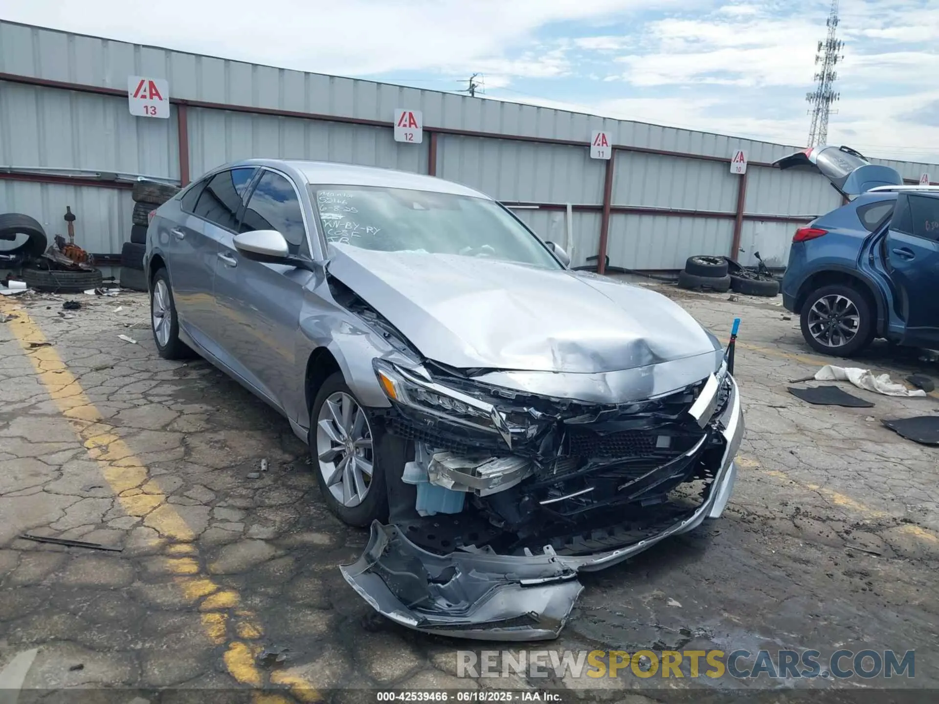 1 Photograph of a damaged car 1HGCV1F13NA004292 HONDA ACCORD 2022