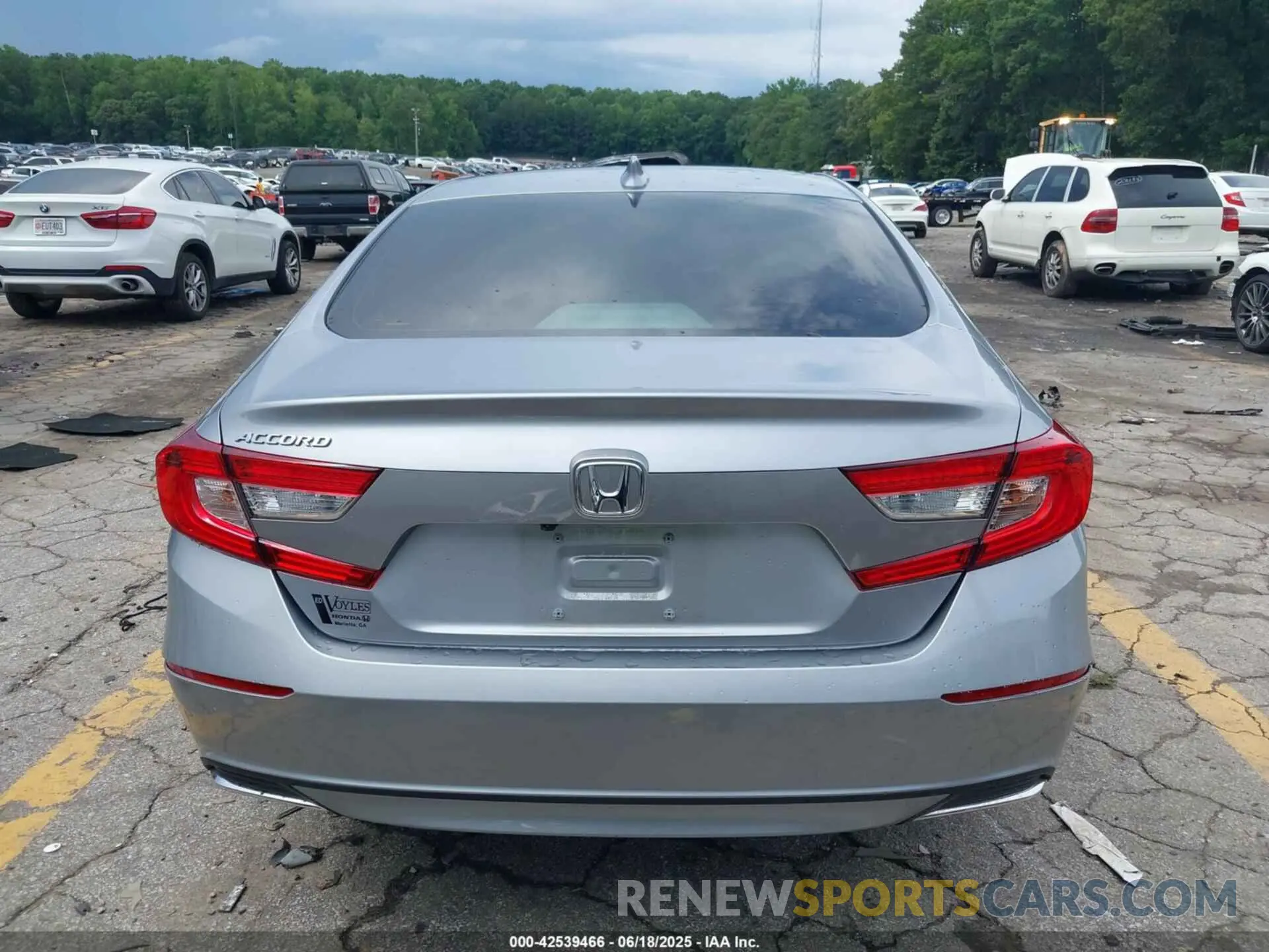 15 Photograph of a damaged car 1HGCV1F13NA004292 HONDA ACCORD 2022