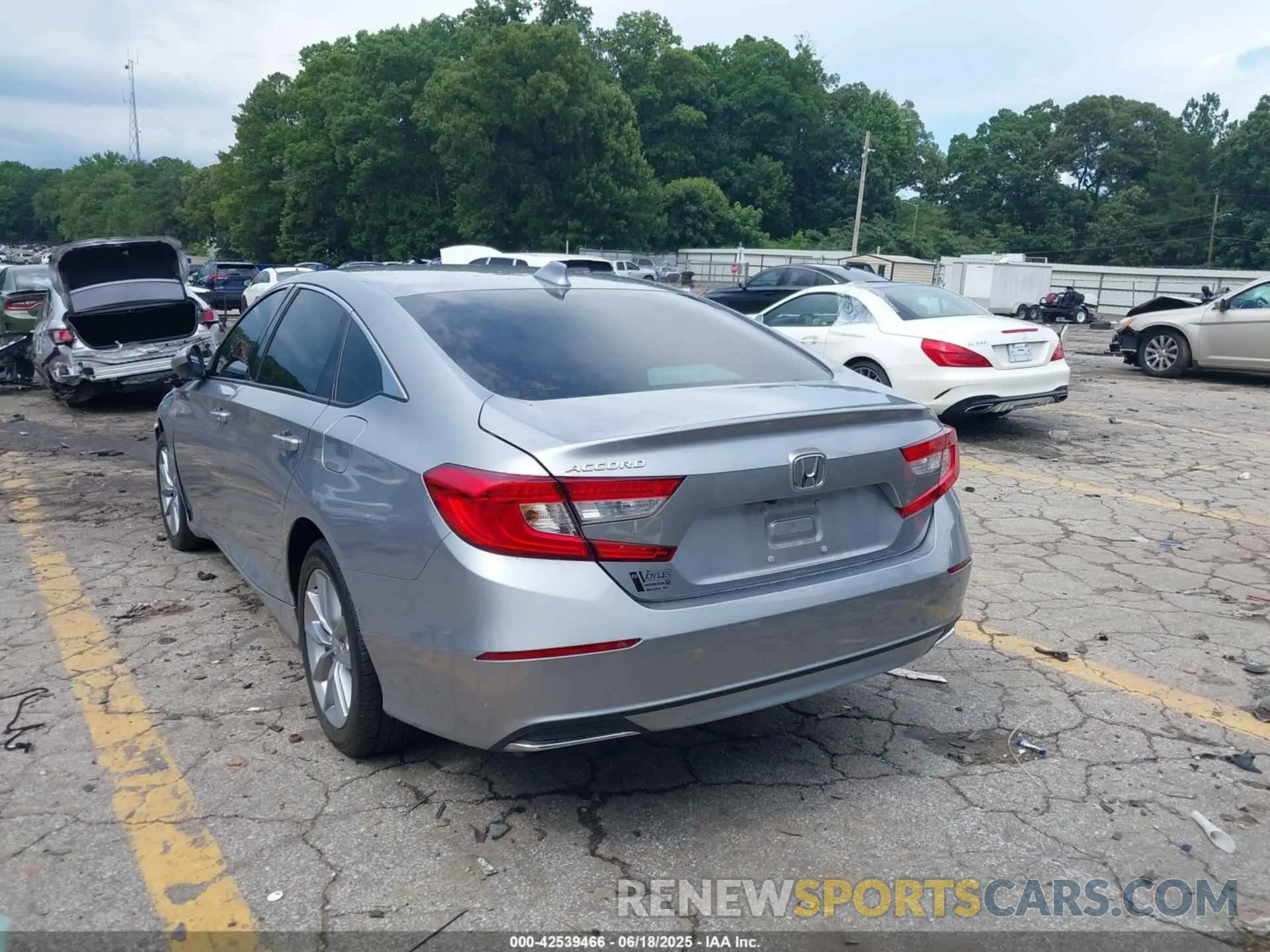 3 Photograph of a damaged car 1HGCV1F13NA004292 HONDA ACCORD 2022