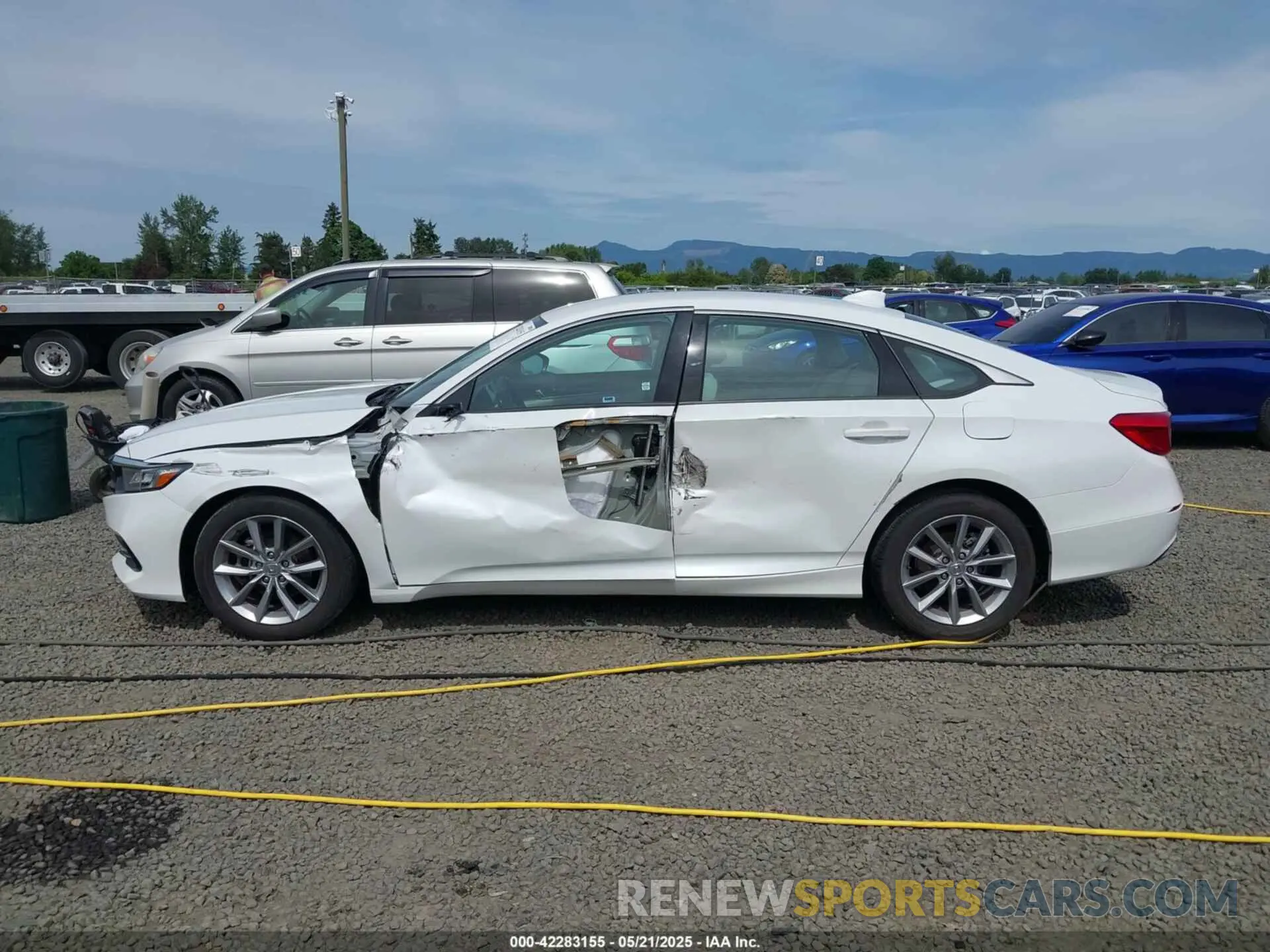 15 Photograph of a damaged car 1HGCV1F14NA011798 HONDA ACCORD 2022