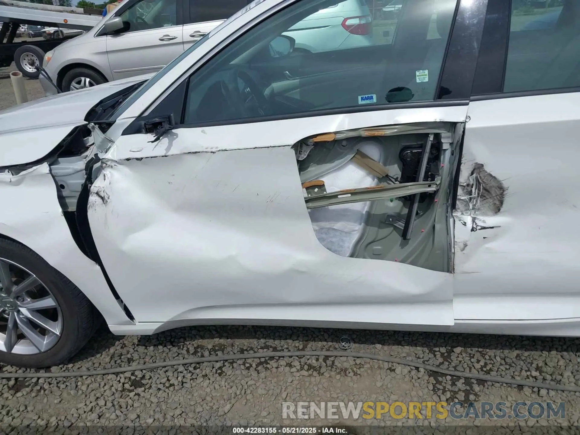 6 Photograph of a damaged car 1HGCV1F14NA011798 HONDA ACCORD 2022