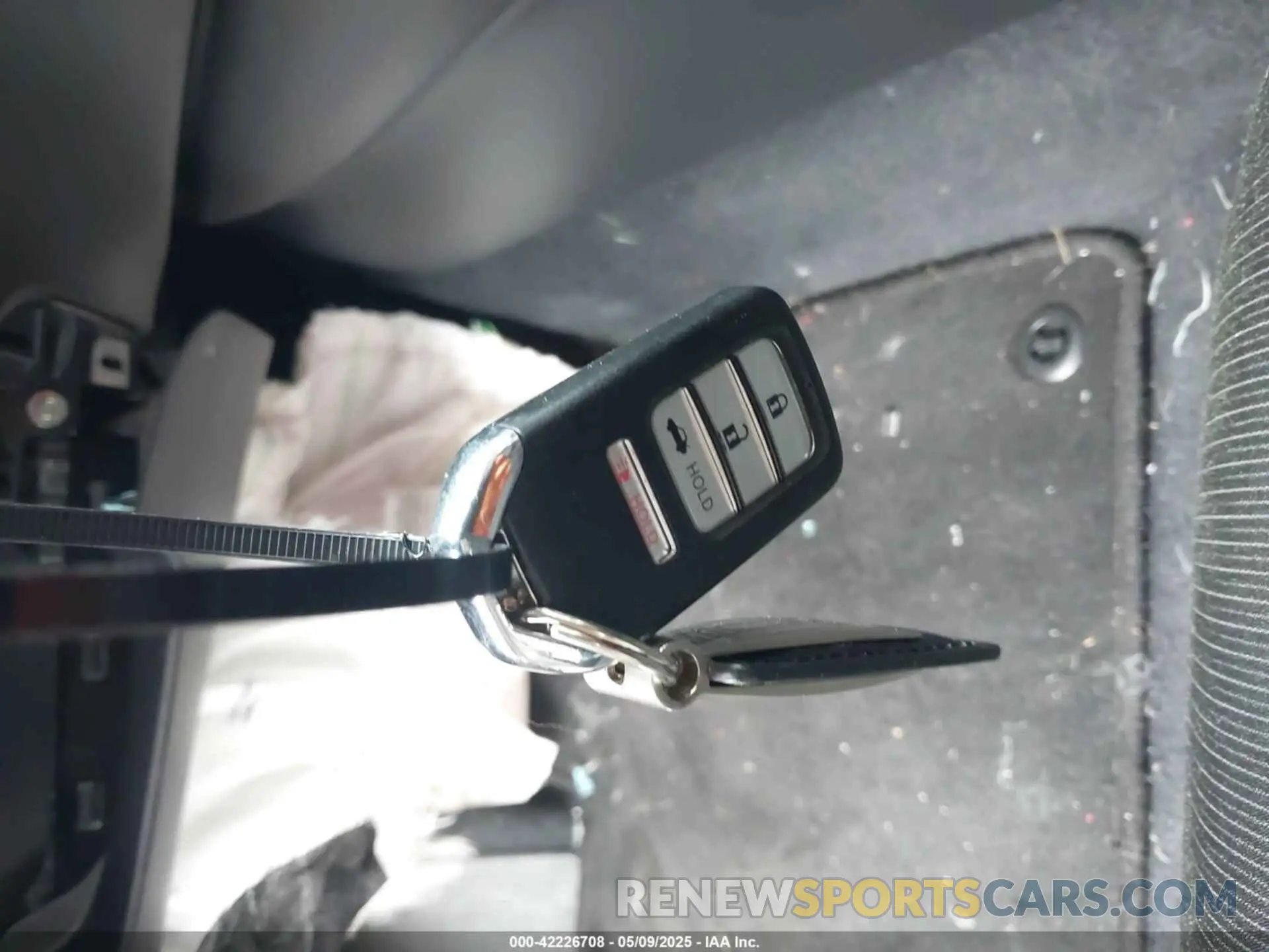 11 Photograph of a damaged car 1HGCV1F17NA008653 HONDA ACCORD 2022