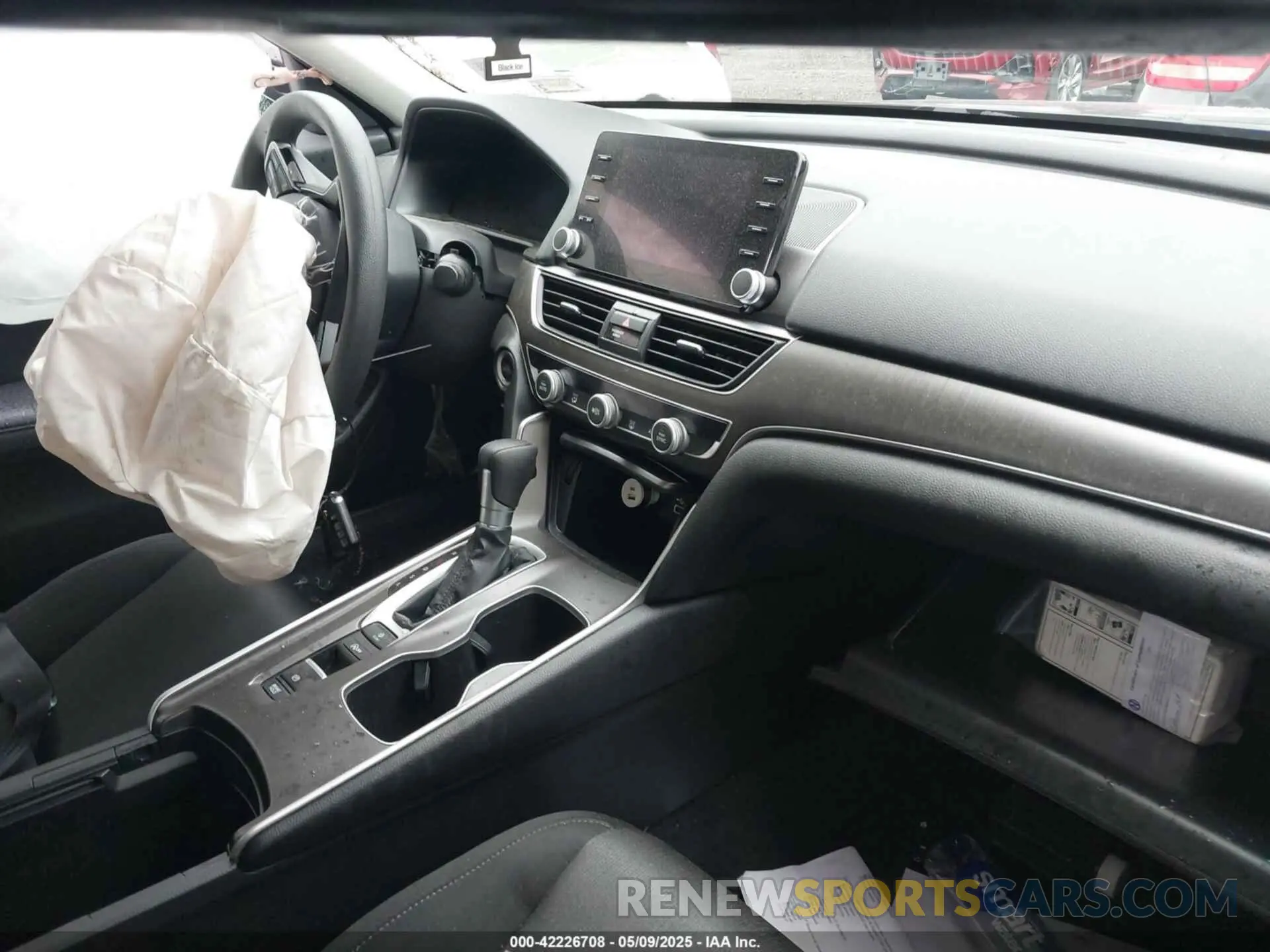 5 Photograph of a damaged car 1HGCV1F17NA008653 HONDA ACCORD 2022