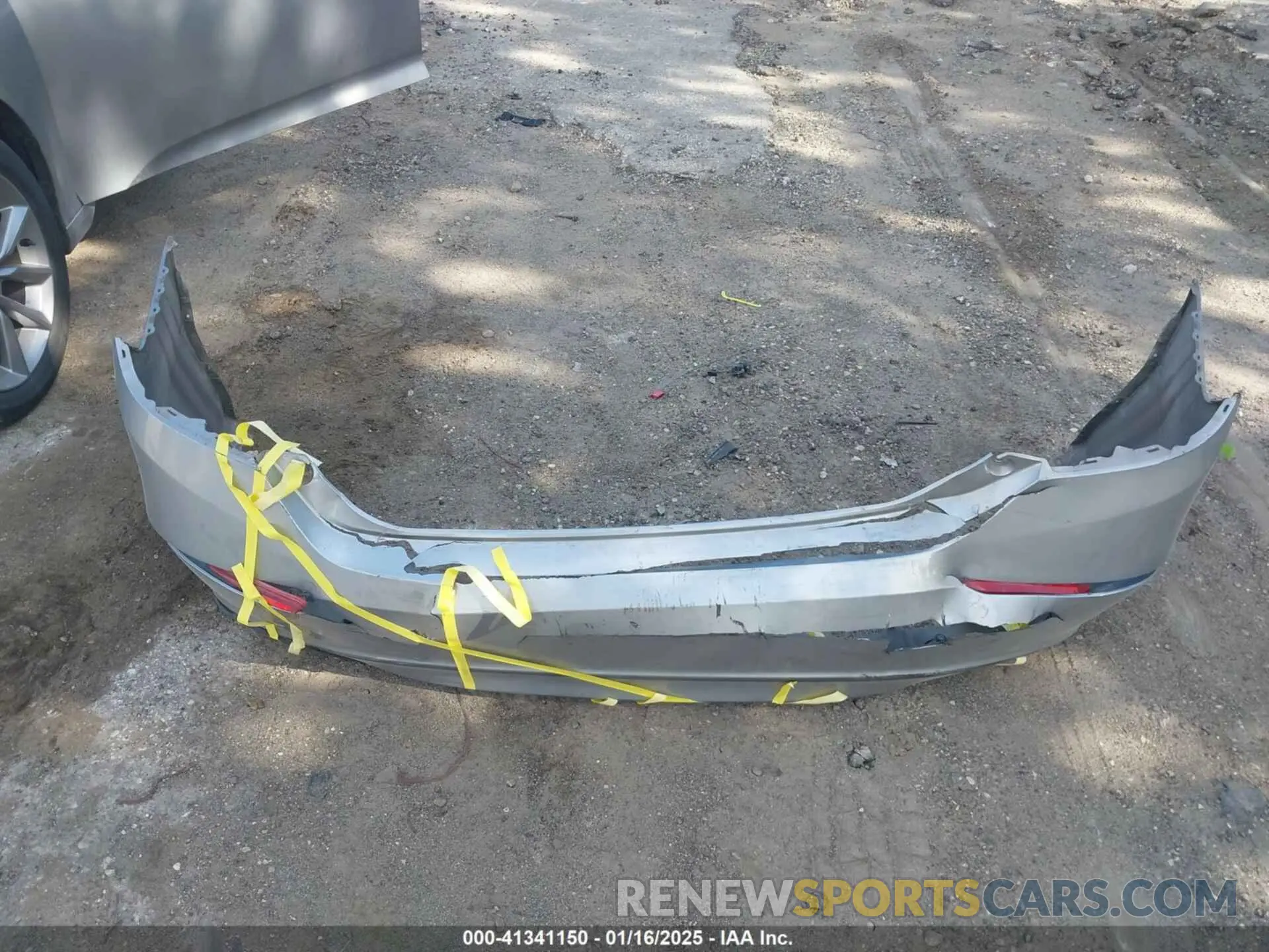 12 Photograph of a damaged car 1HGCV1F17NA012928 HONDA ACCORD 2022
