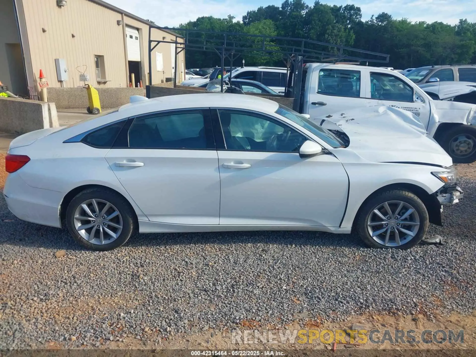 12 Photograph of a damaged car 1HGCV1F18NA021038 HONDA ACCORD 2022
