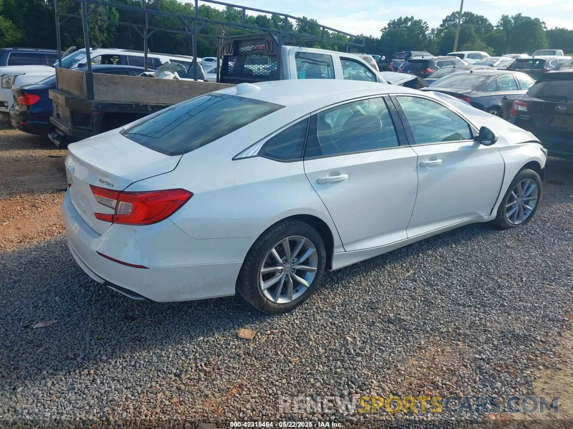 4 Photograph of a damaged car 1HGCV1F18NA021038 HONDA ACCORD 2022
