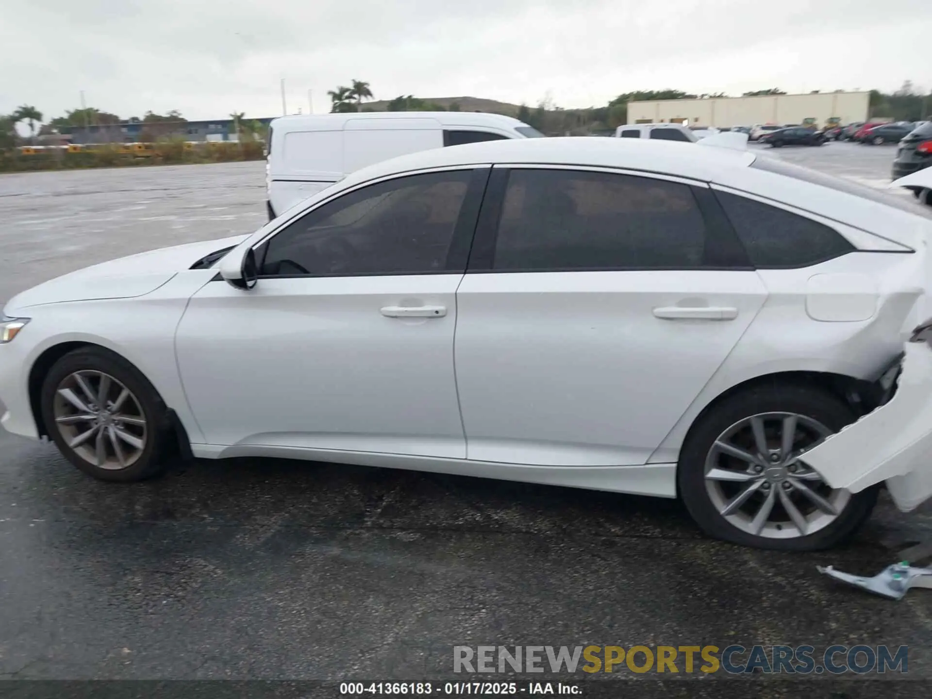 15 Photograph of a damaged car 1HGCV1F18NA031858 HONDA ACCORD 2022