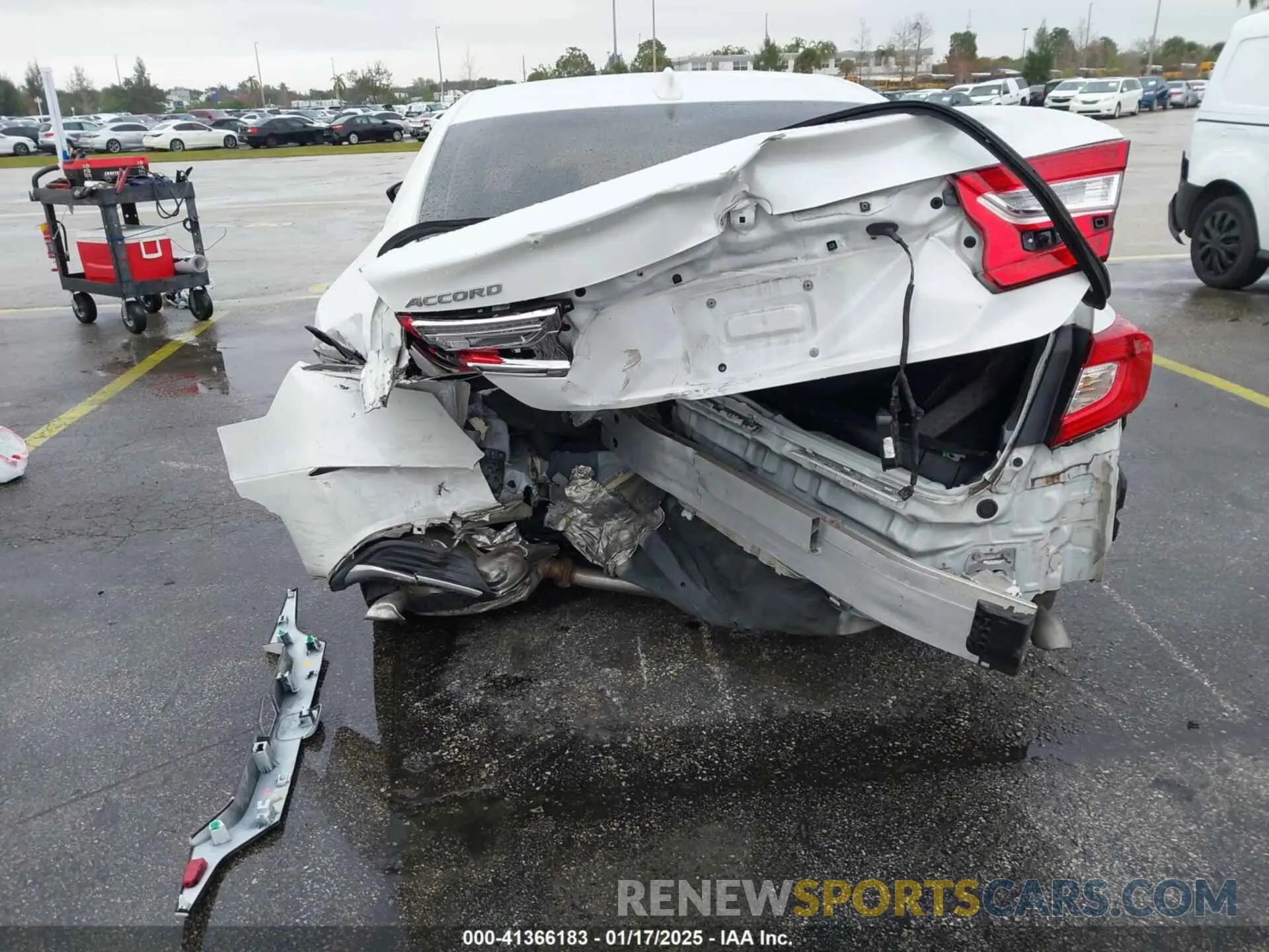 6 Photograph of a damaged car 1HGCV1F18NA031858 HONDA ACCORD 2022