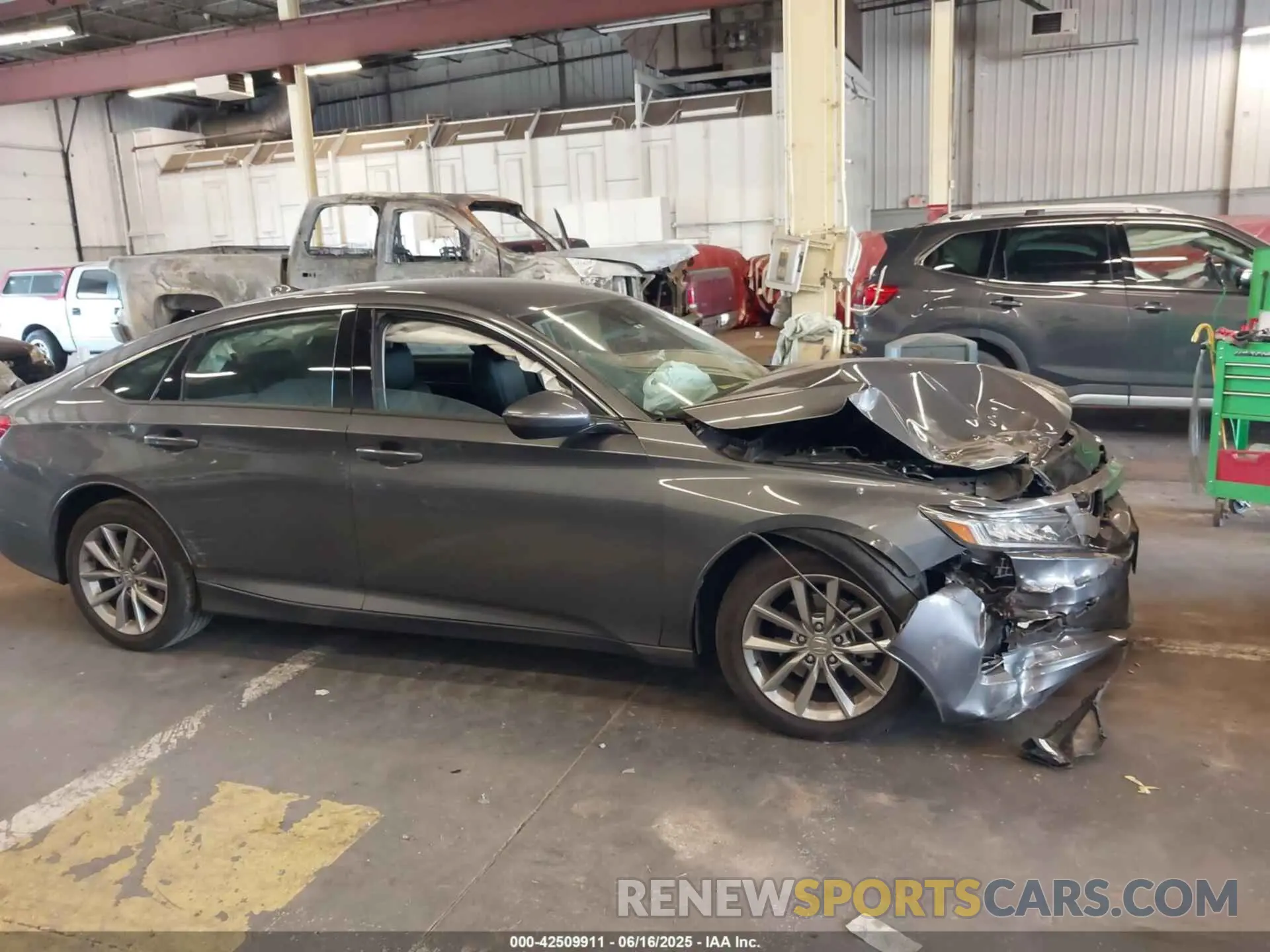 12 Photograph of a damaged car 1HGCV1F19NA066425 HONDA ACCORD 2022