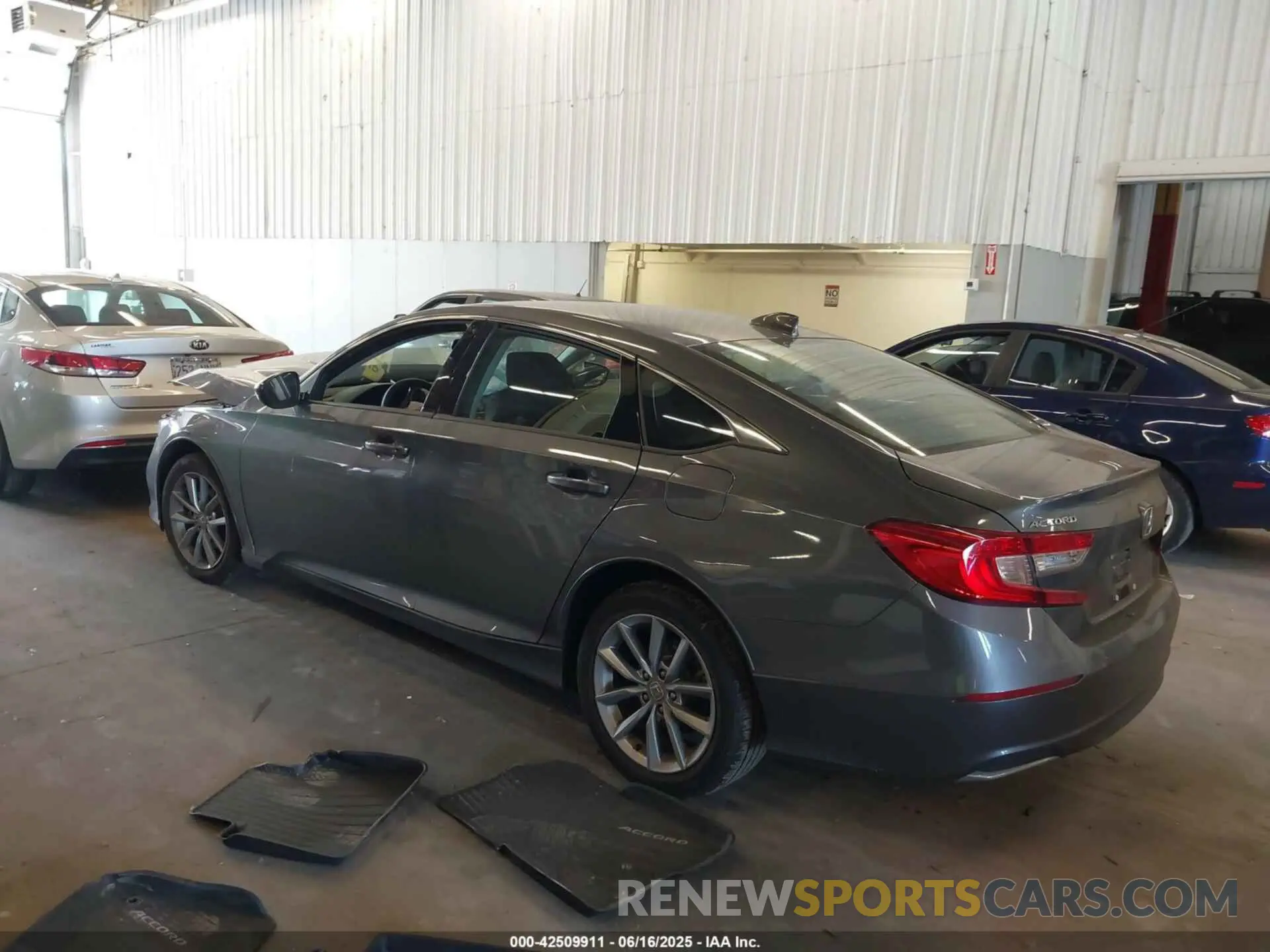 3 Photograph of a damaged car 1HGCV1F19NA066425 HONDA ACCORD 2022
